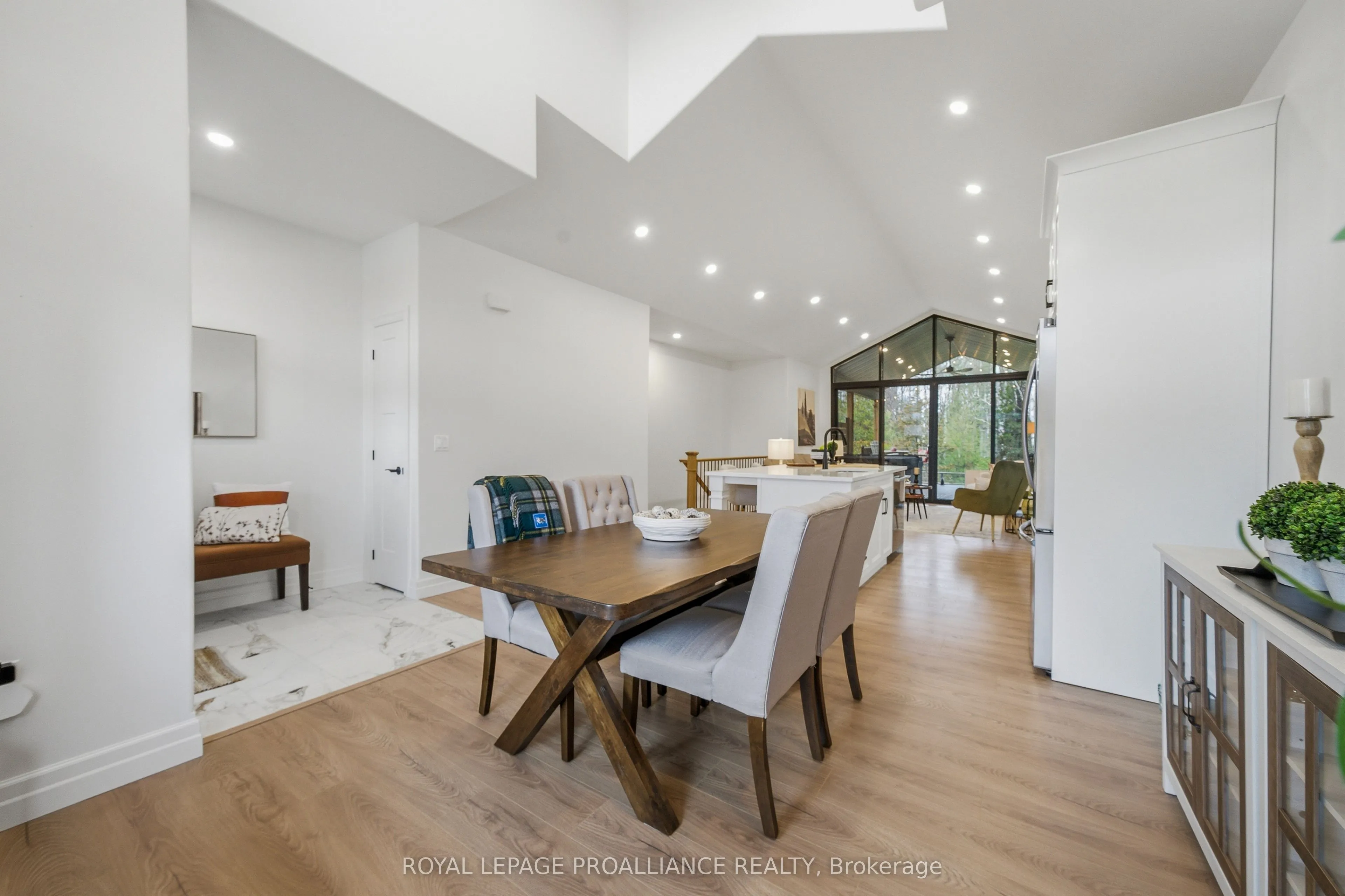 48 Deerview Drive