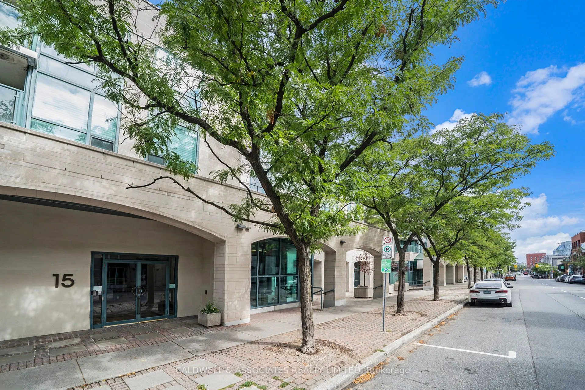 15 Murray Street #104