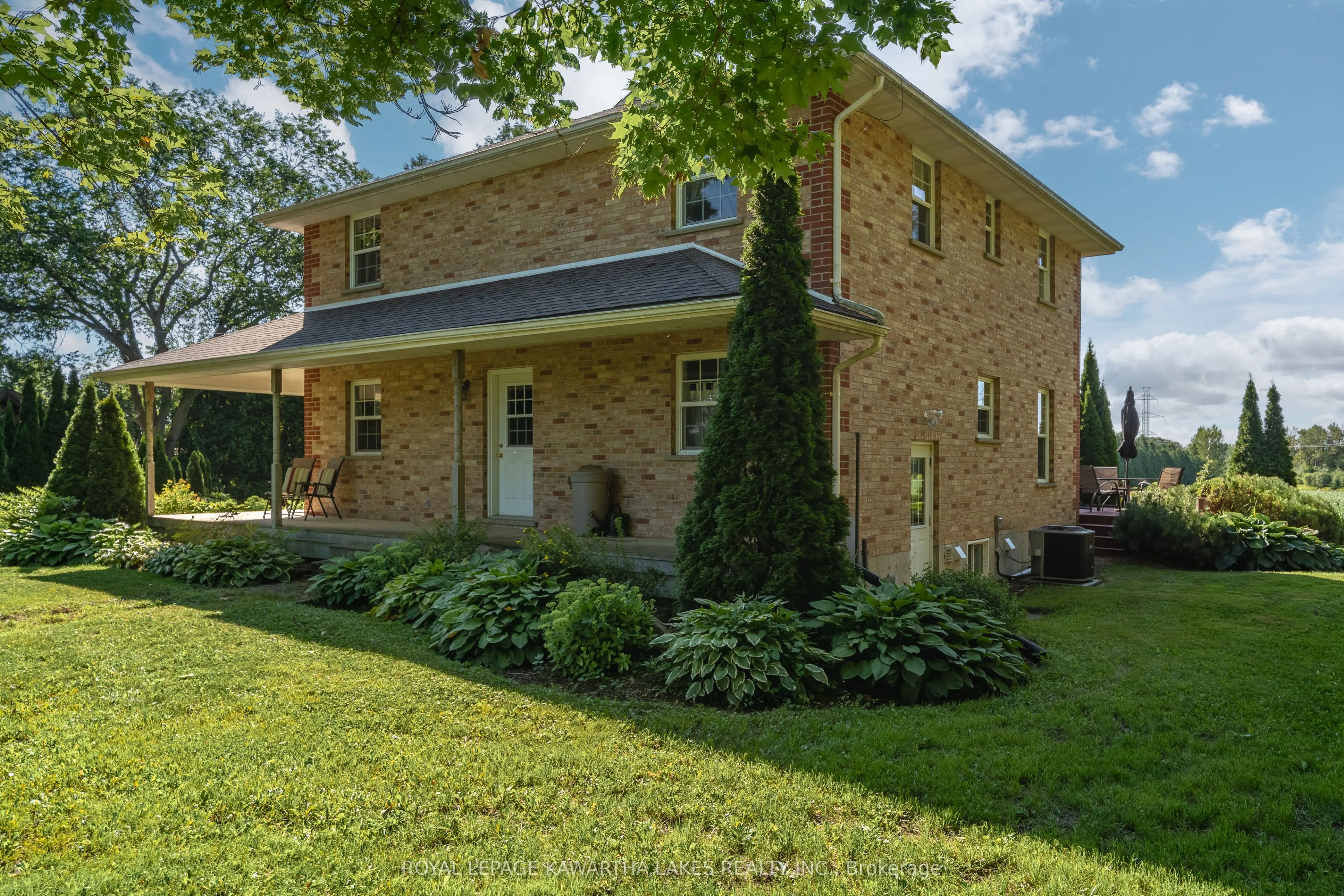 890 Woodville Road