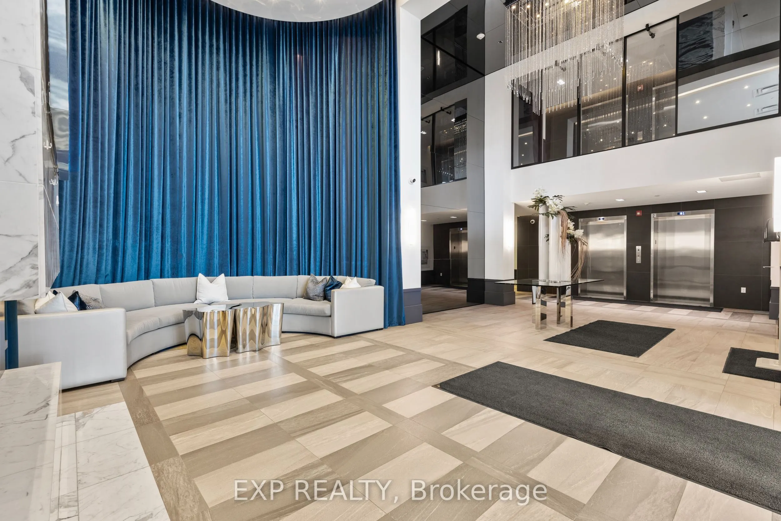 10 Concord Place #209