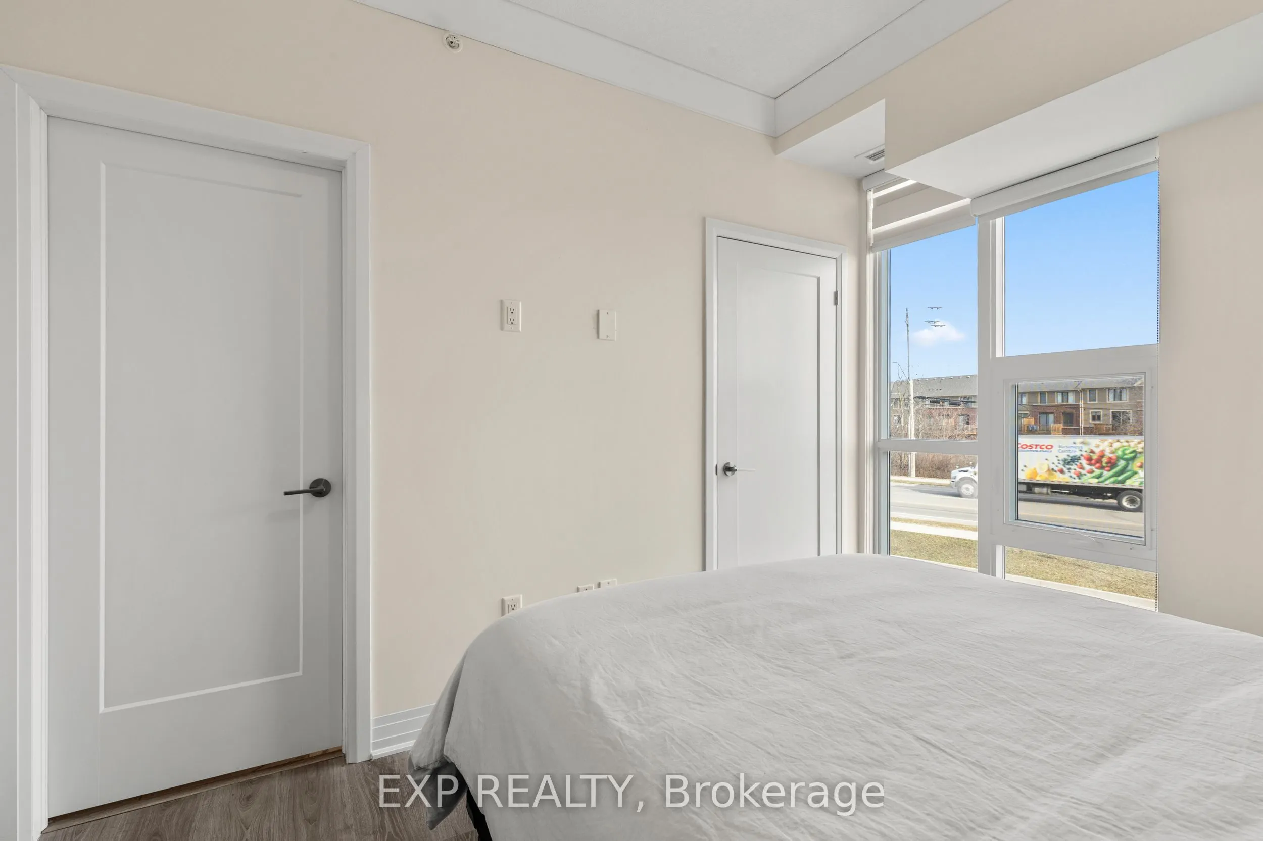 10 Concord Place #209