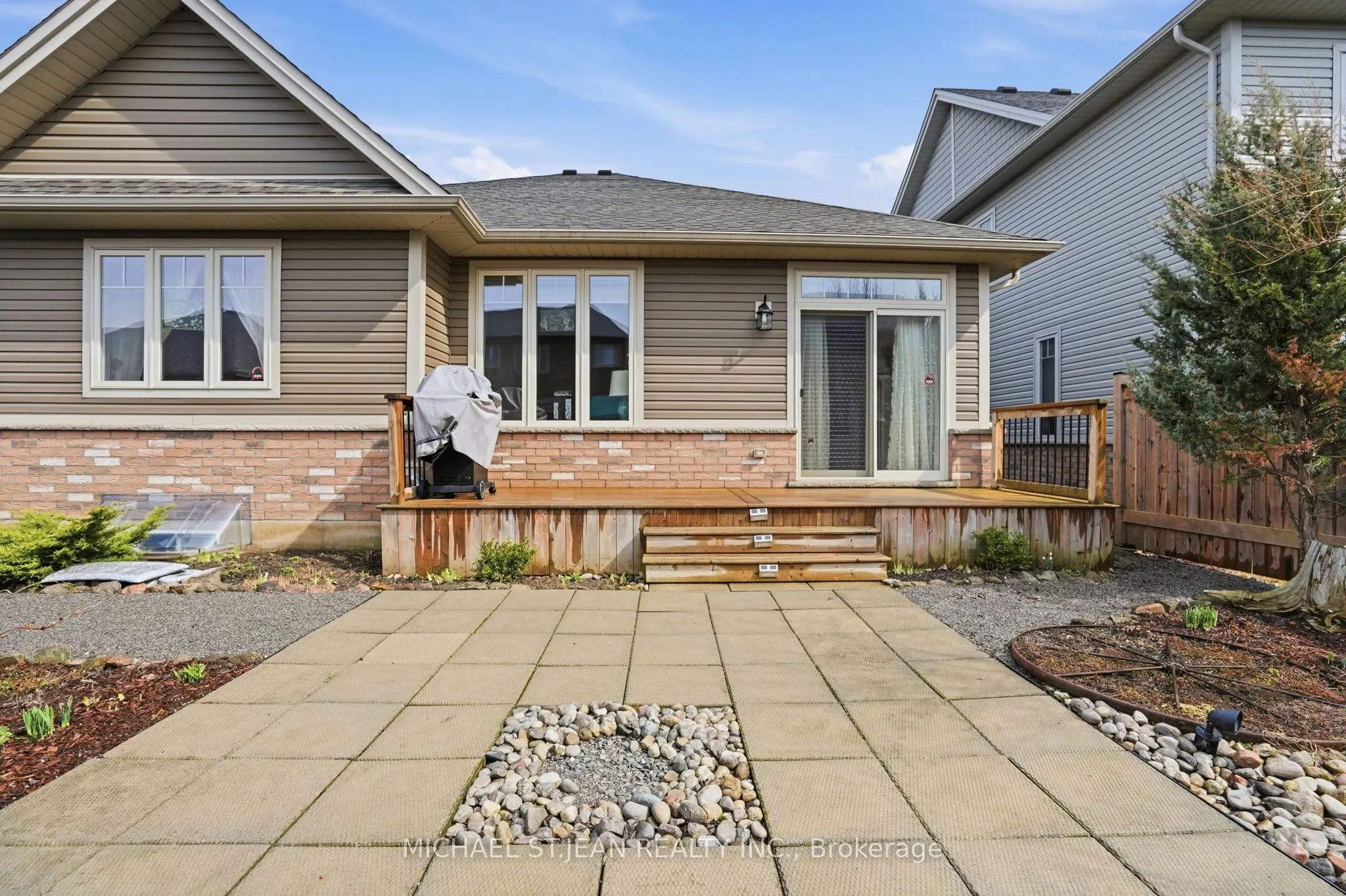 104 Anastasia Boulevard