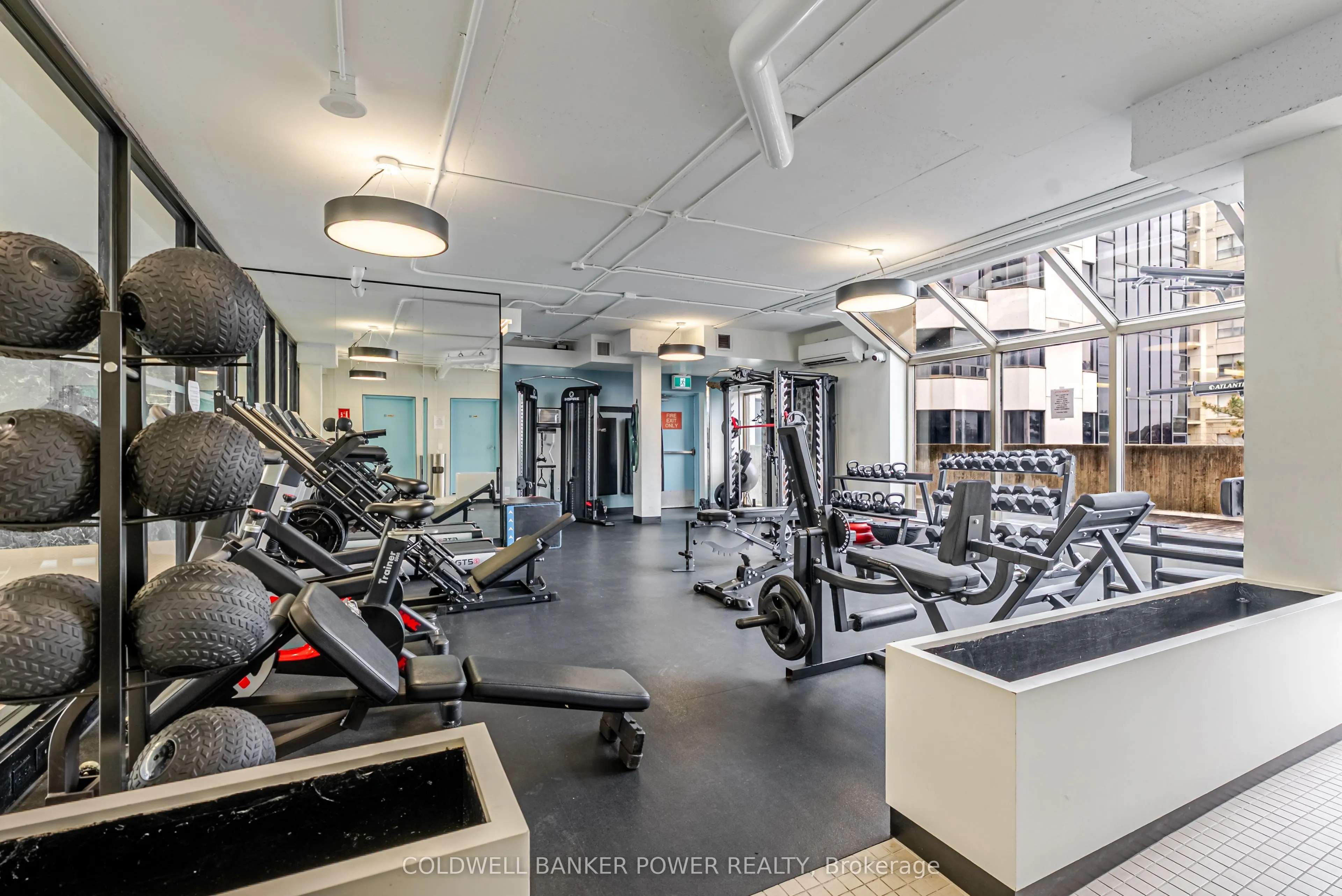 695 Richmond Street #1705