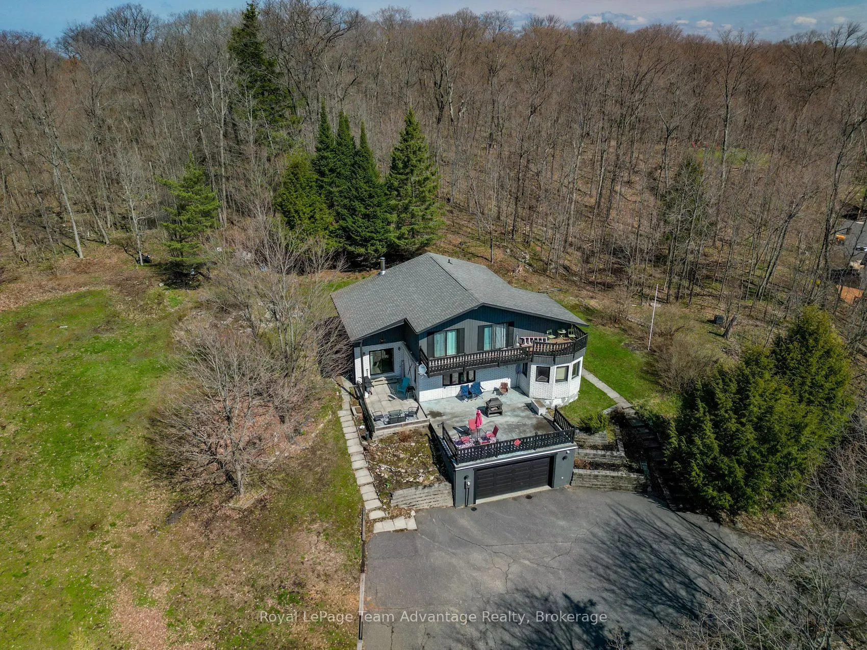 12 Taylor Crescent