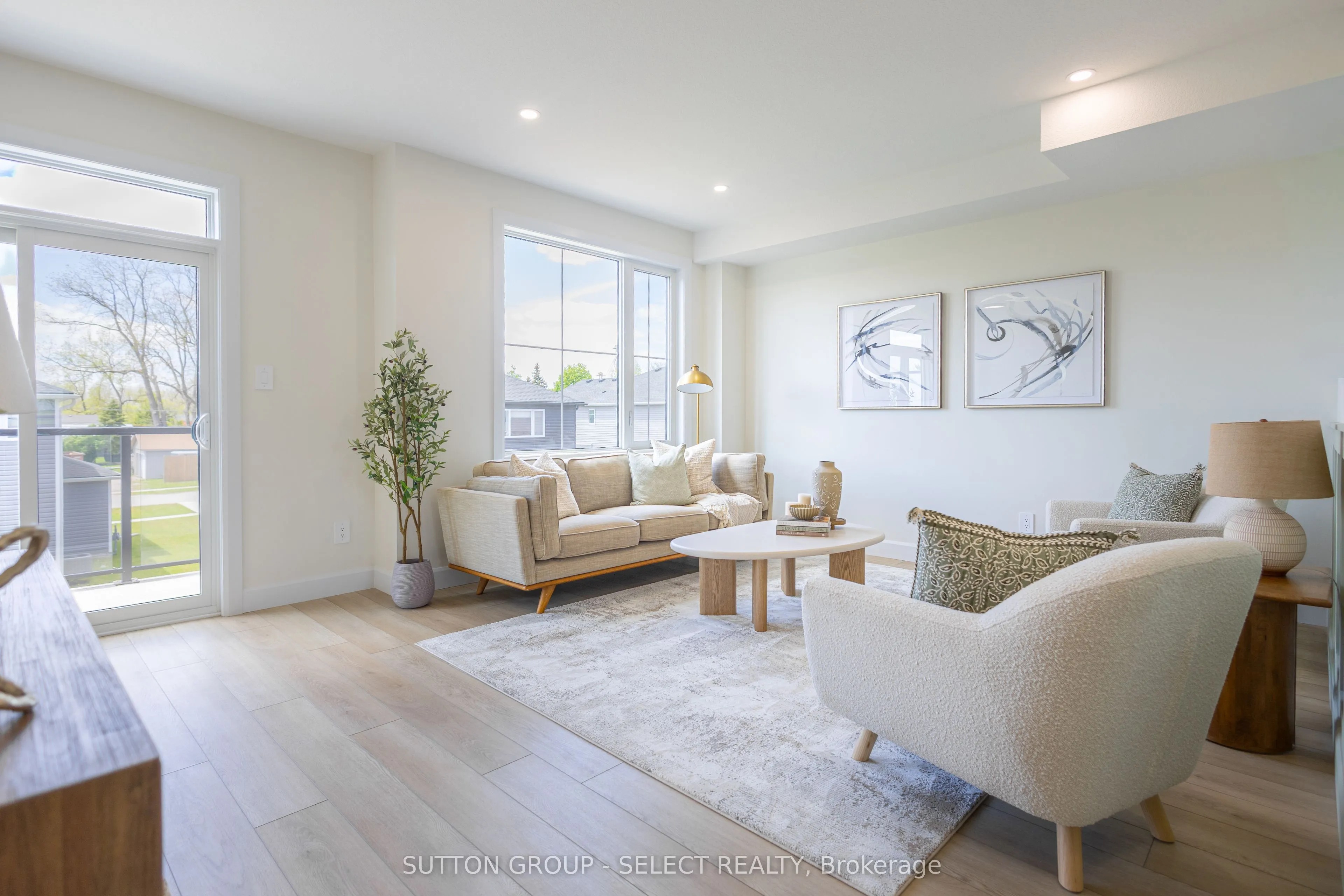 233 Upper Queen Street #14