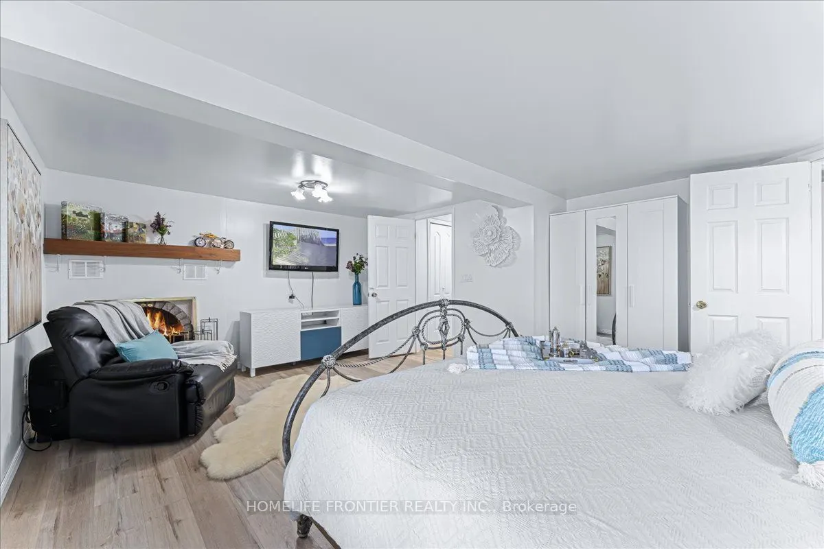 6 Lakeview Park Road