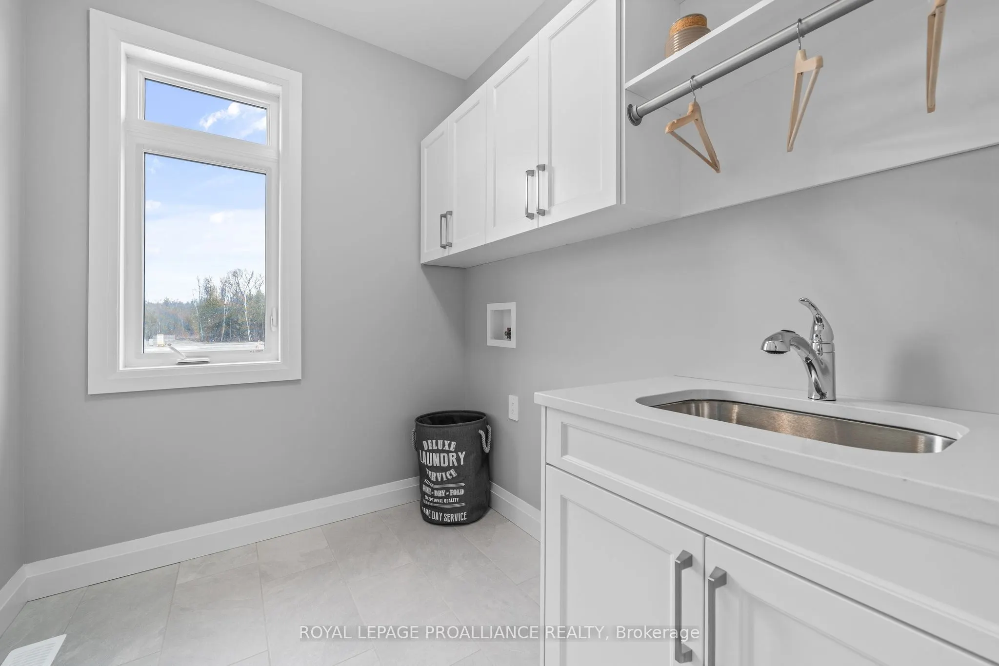 5 Mackenzie John Crescent