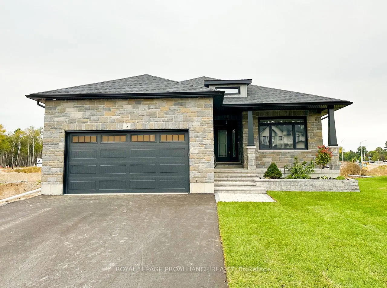 5 Mackenzie John Crescent