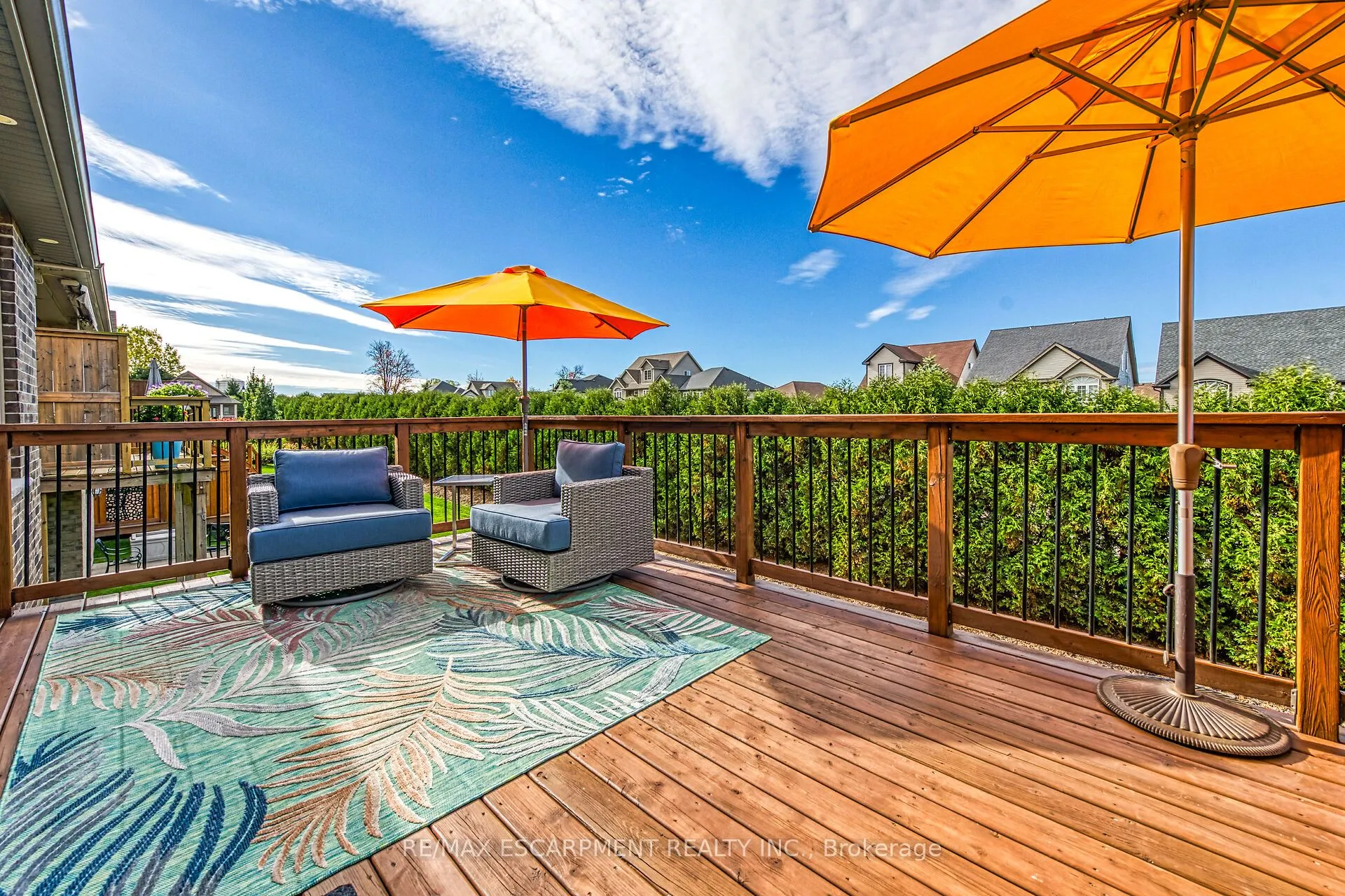 24 CHESTNUT Drive