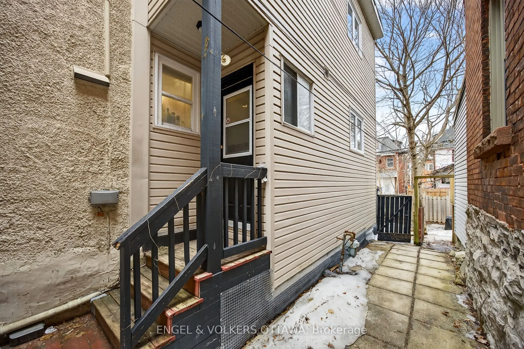 251 Arlington Avenue