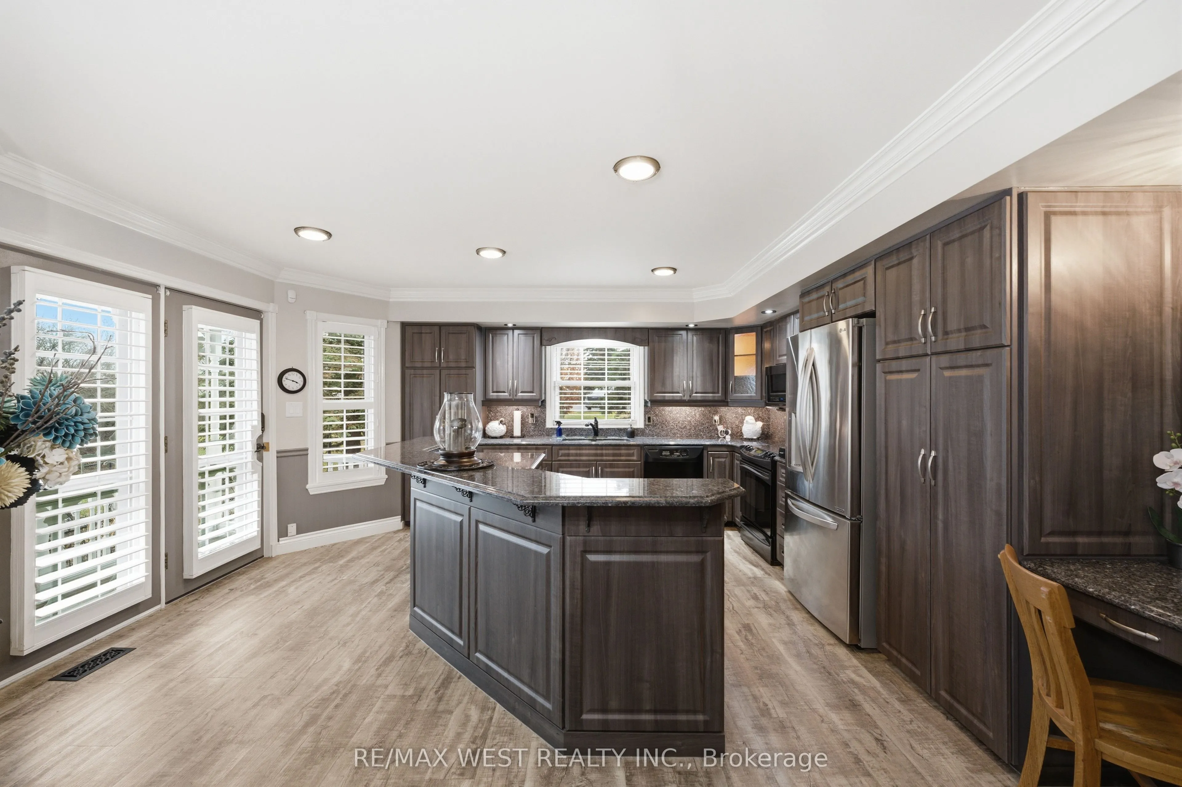 17 Forest Hill Drive