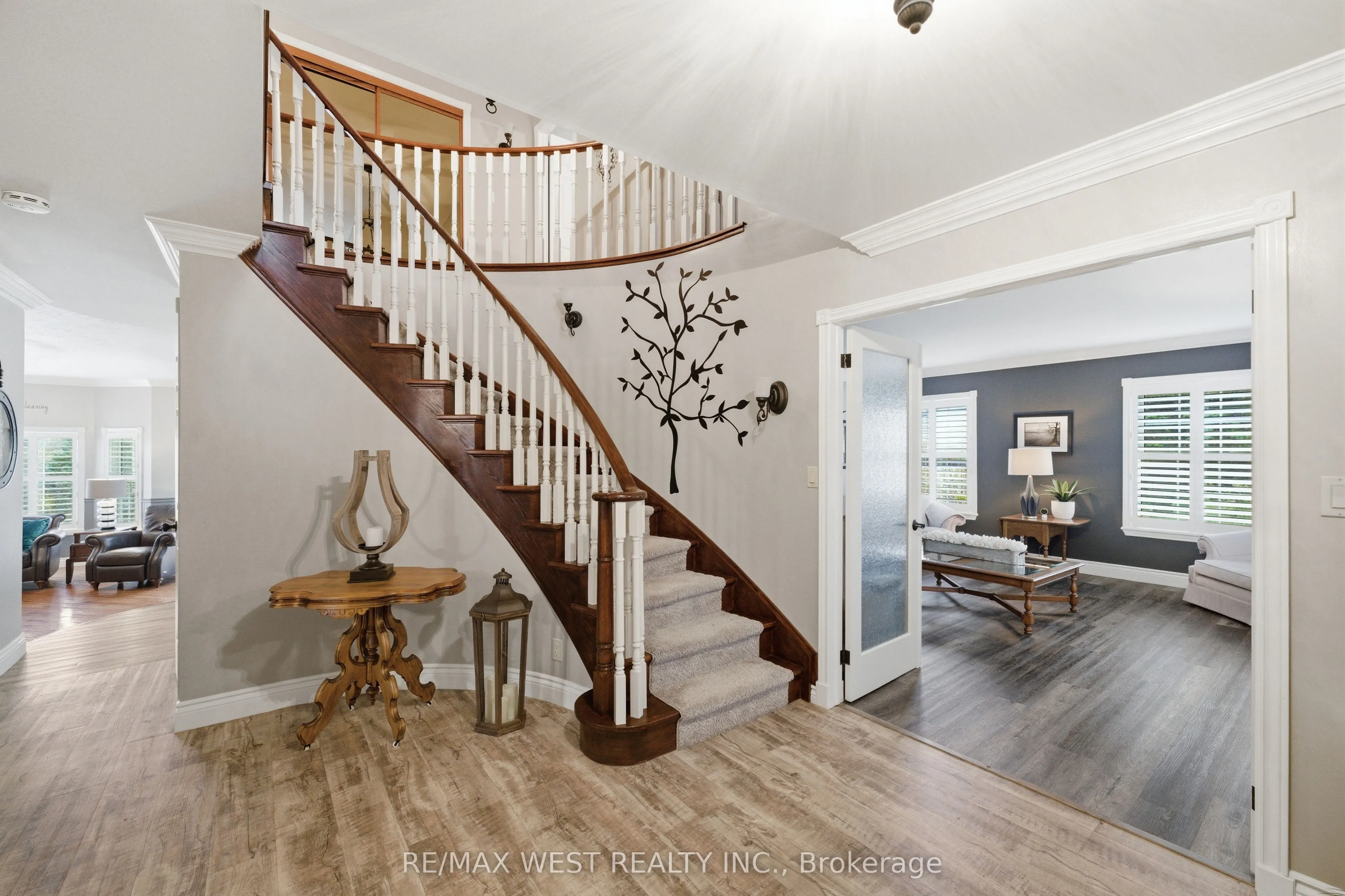 17 Forest Hill Drive