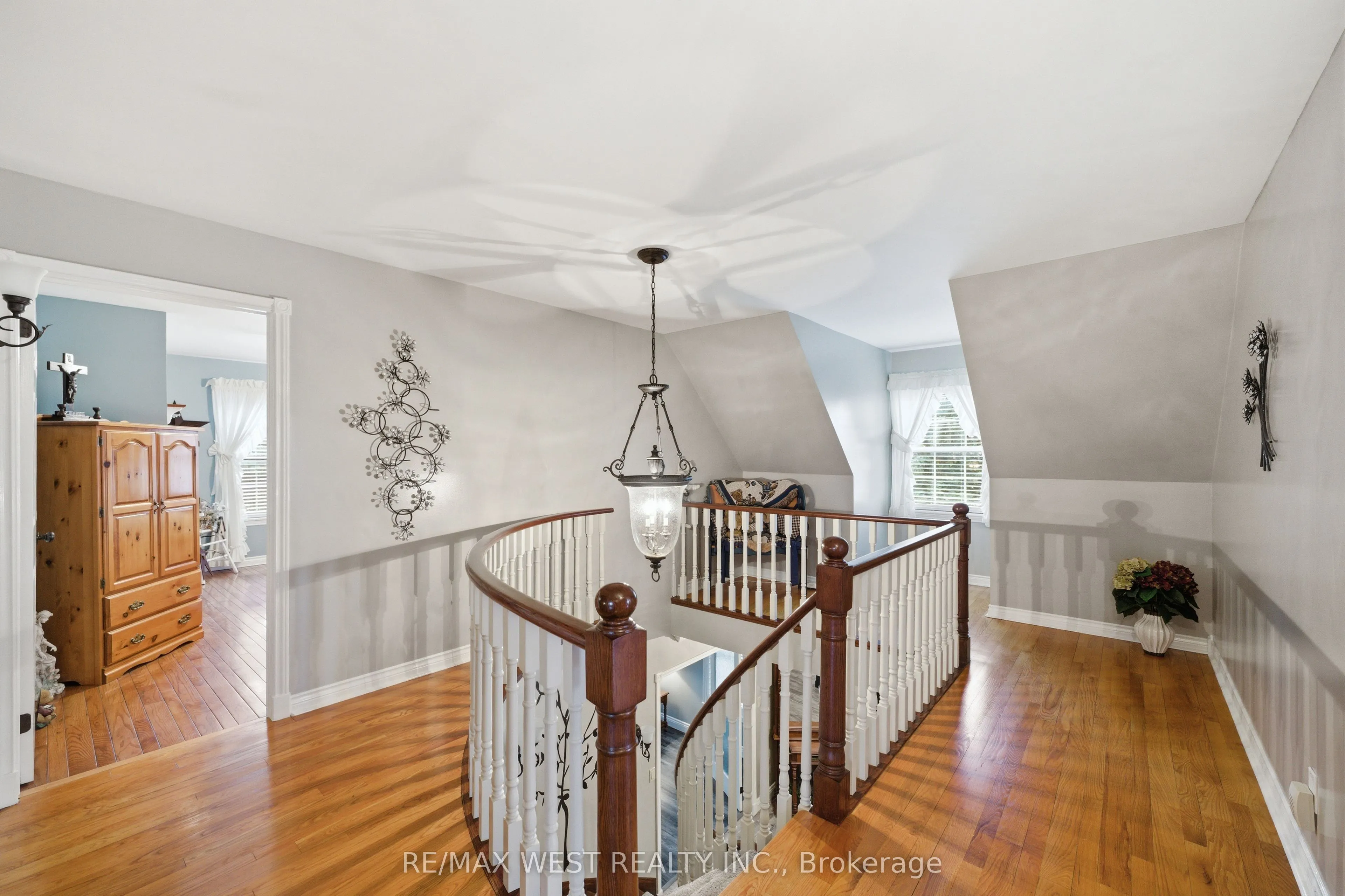 17 Forest Hill Drive