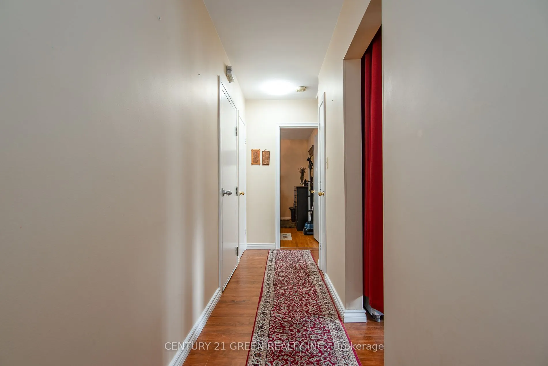 129 River Road E