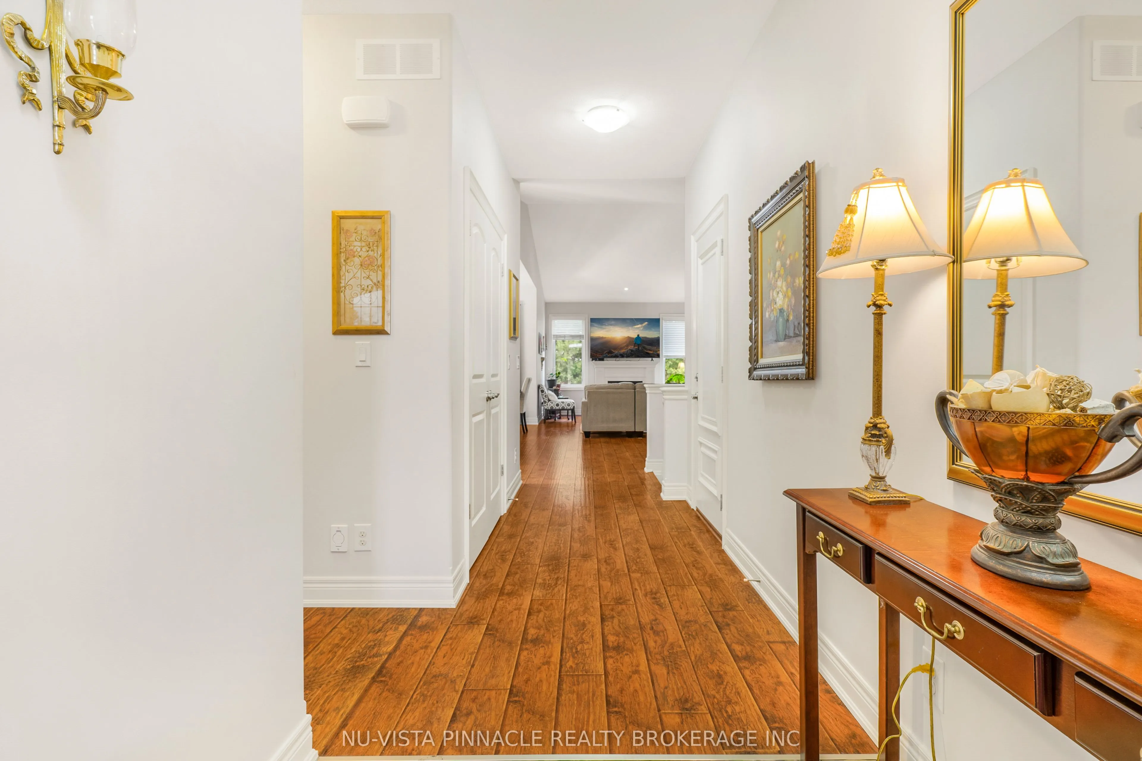 19 Hillside Drive E #10