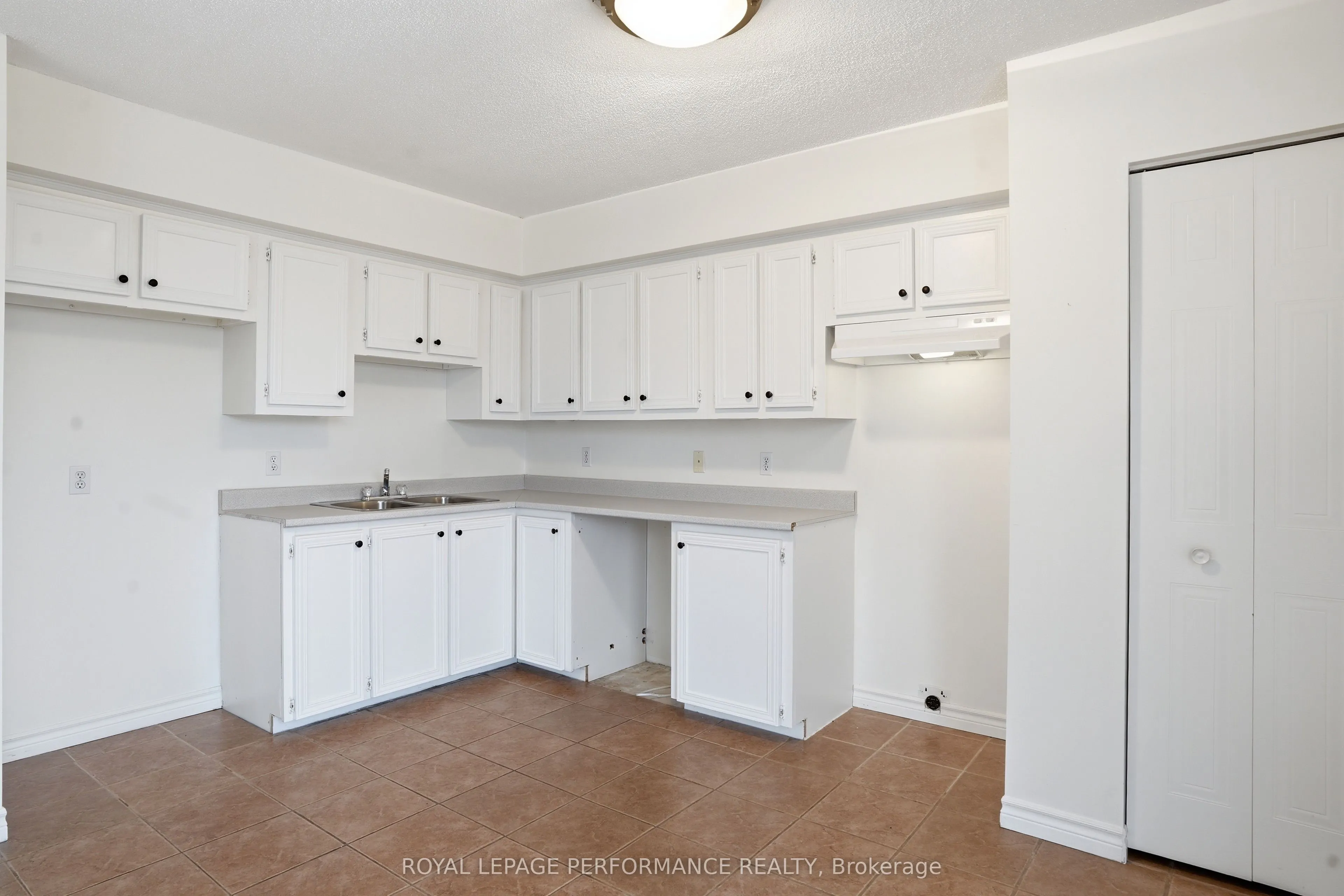 1101 Clement Street #122
