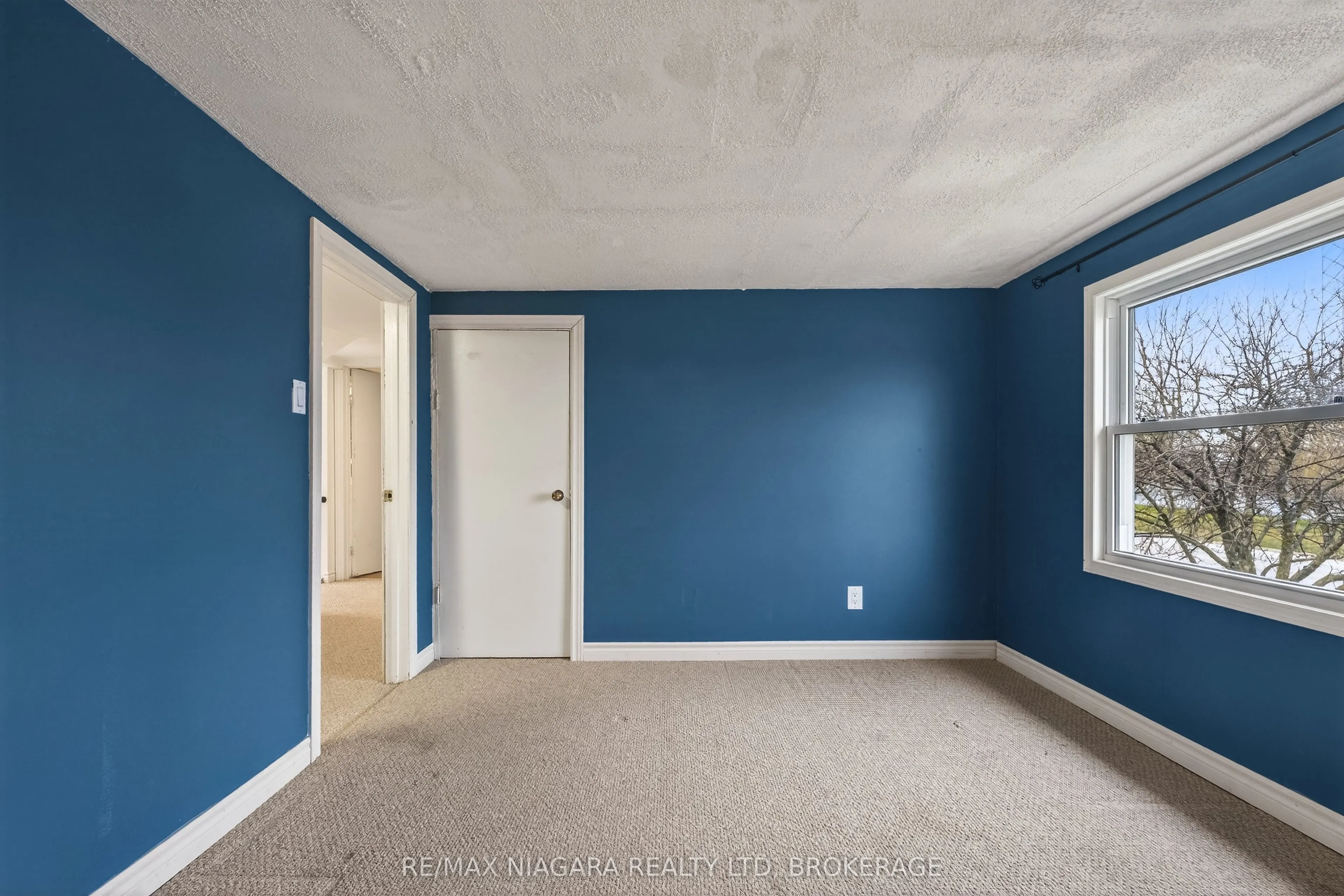 4284 Fly Road