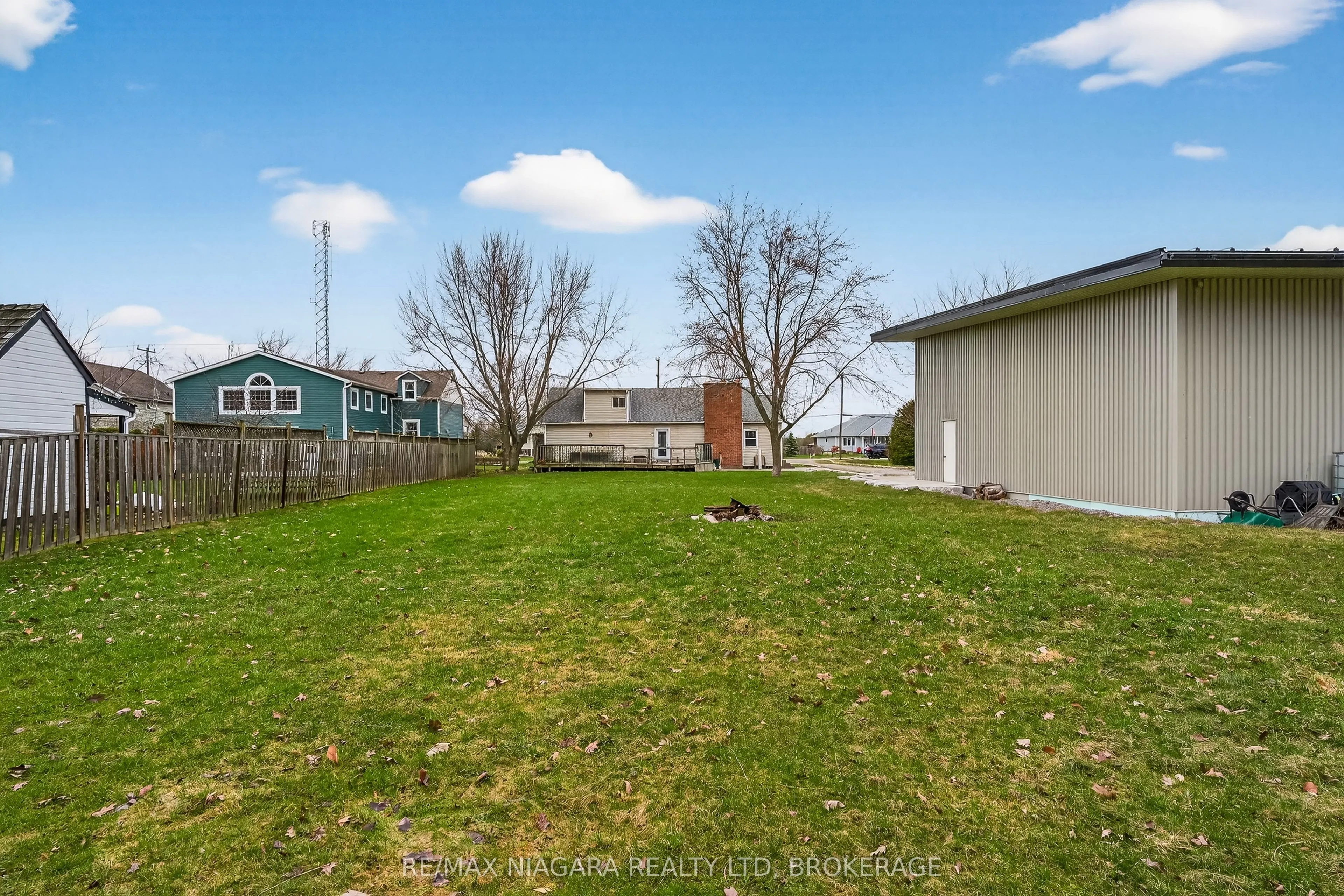 4284 Fly Road