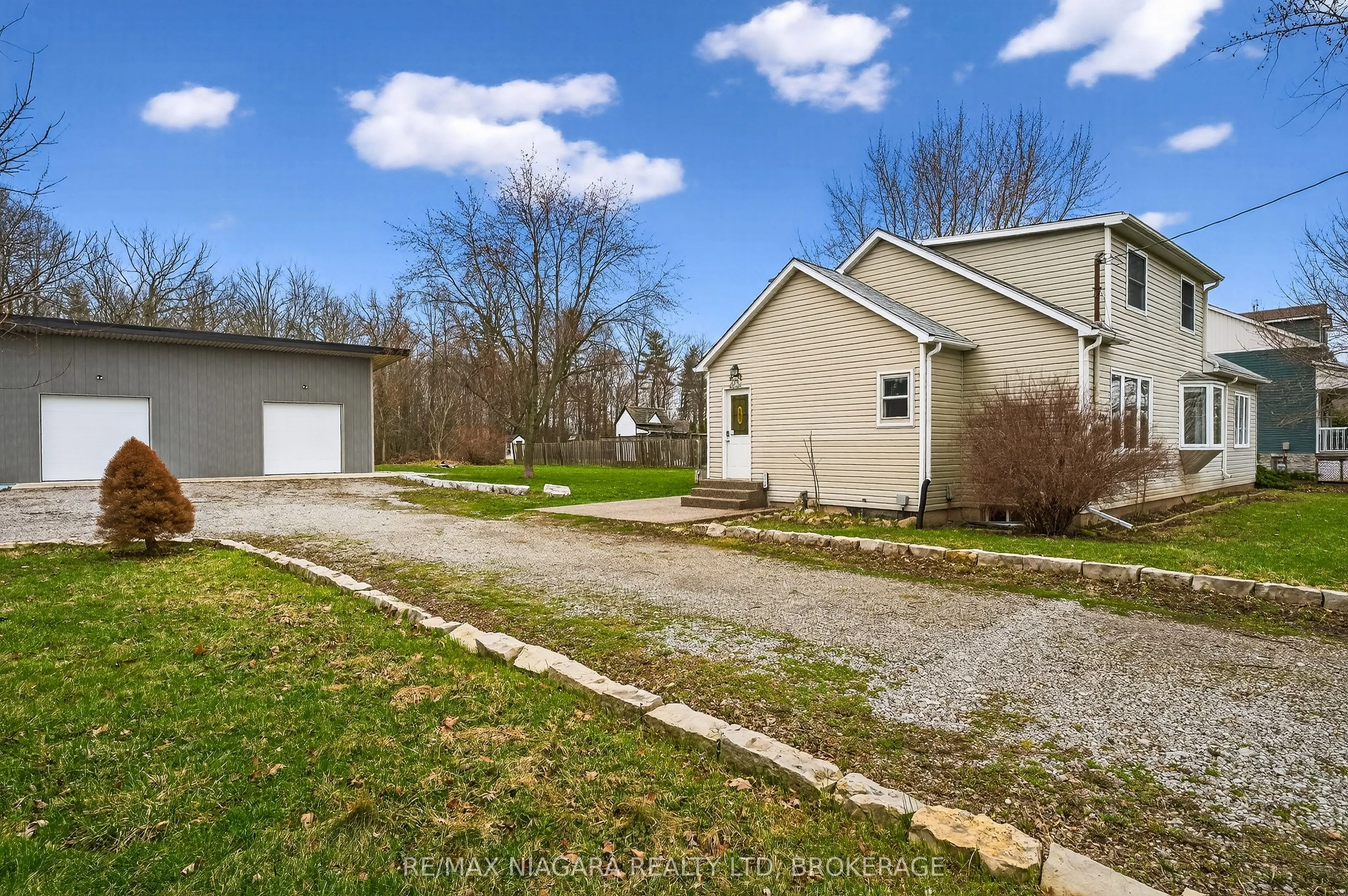 4284 Fly Road