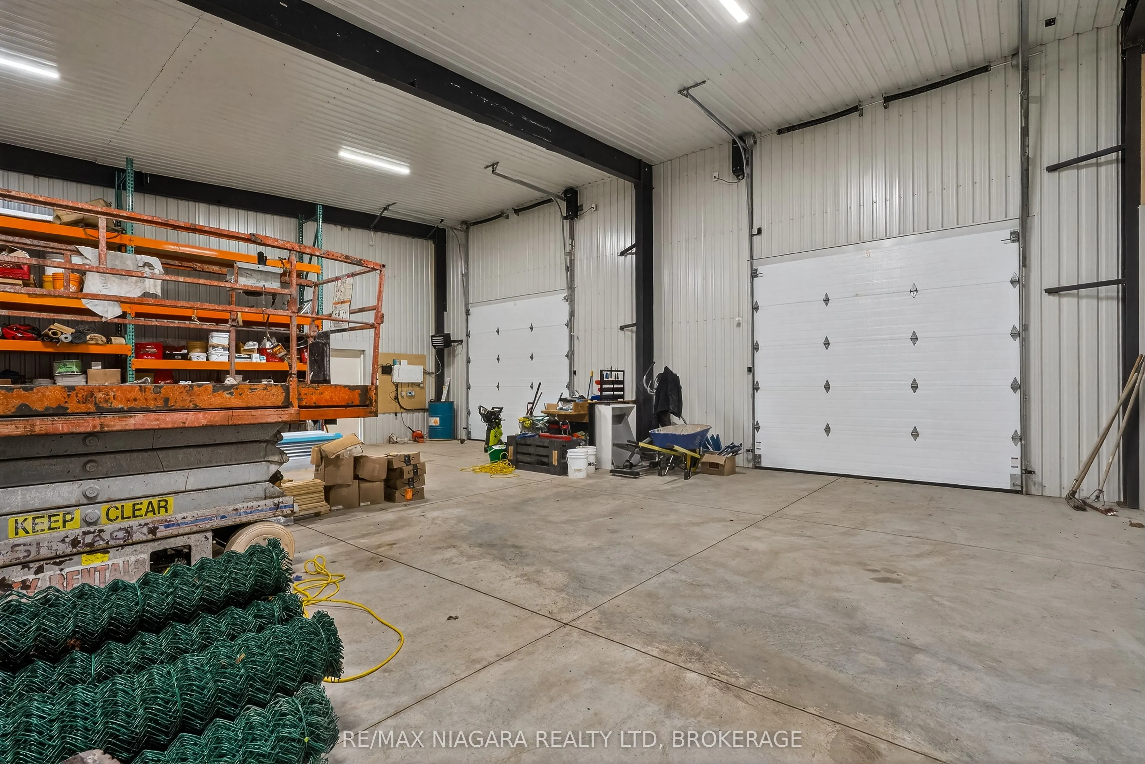 4284 Fly Road