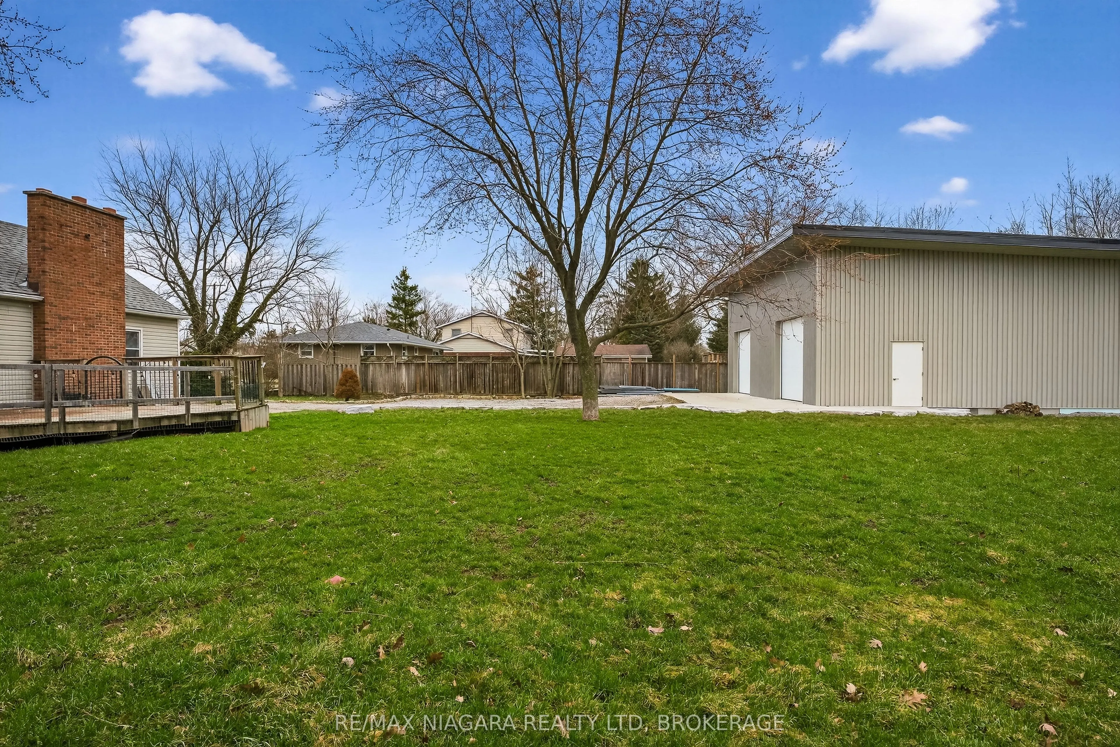4284 Fly Road