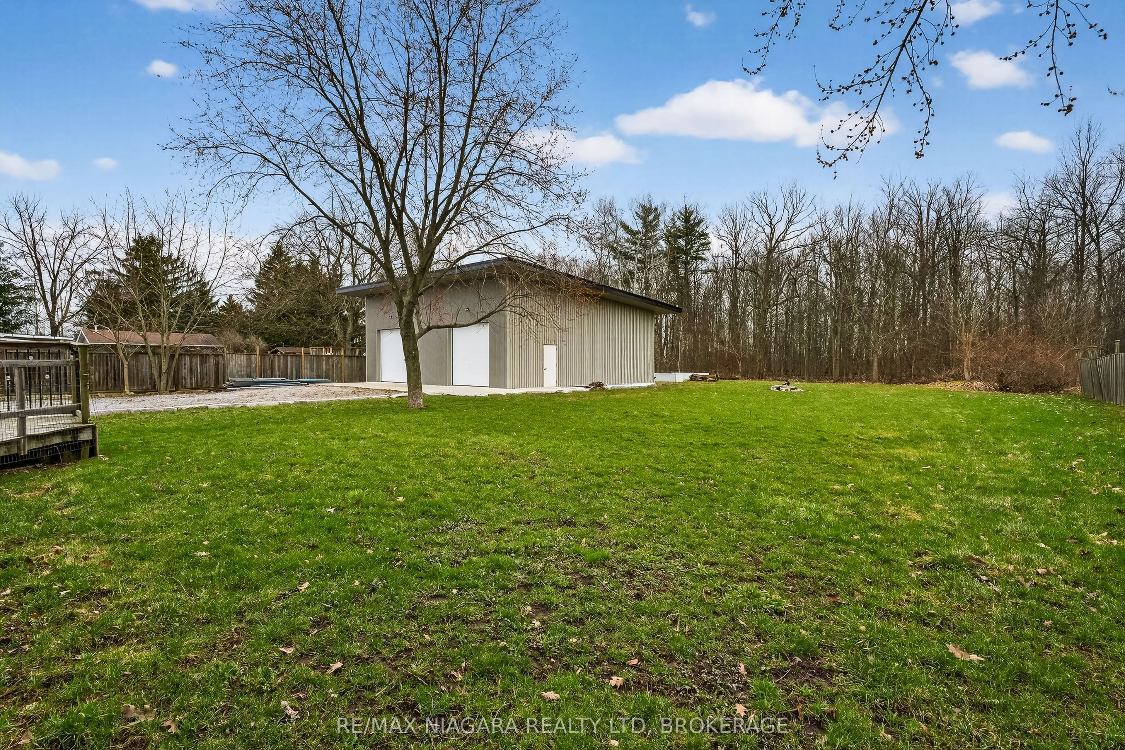 4284 Fly Road