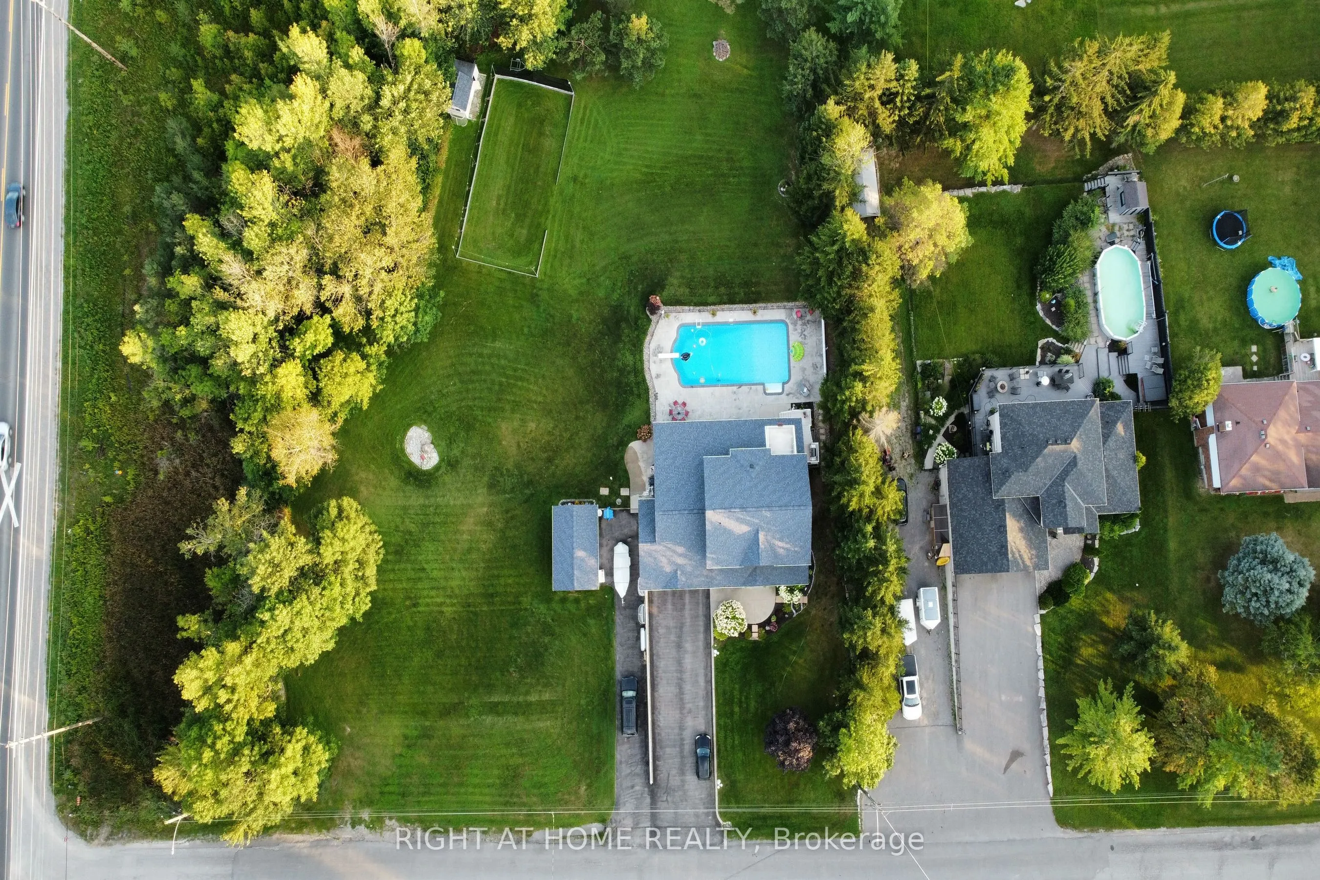 599 Maniece Avenue
