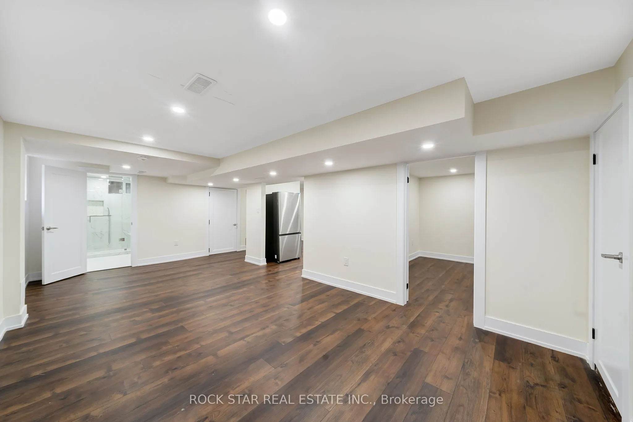 78 LEASIDE Drive #Lower