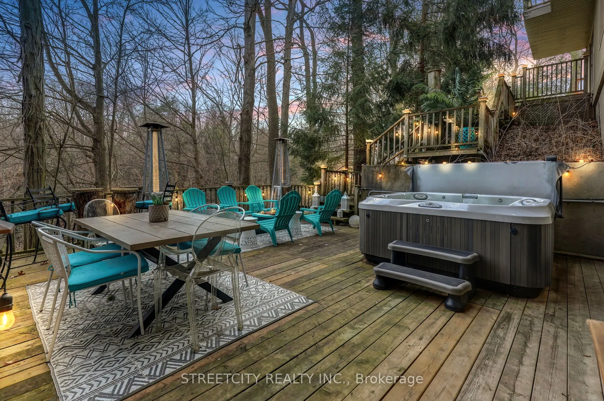 7 Thistle Court