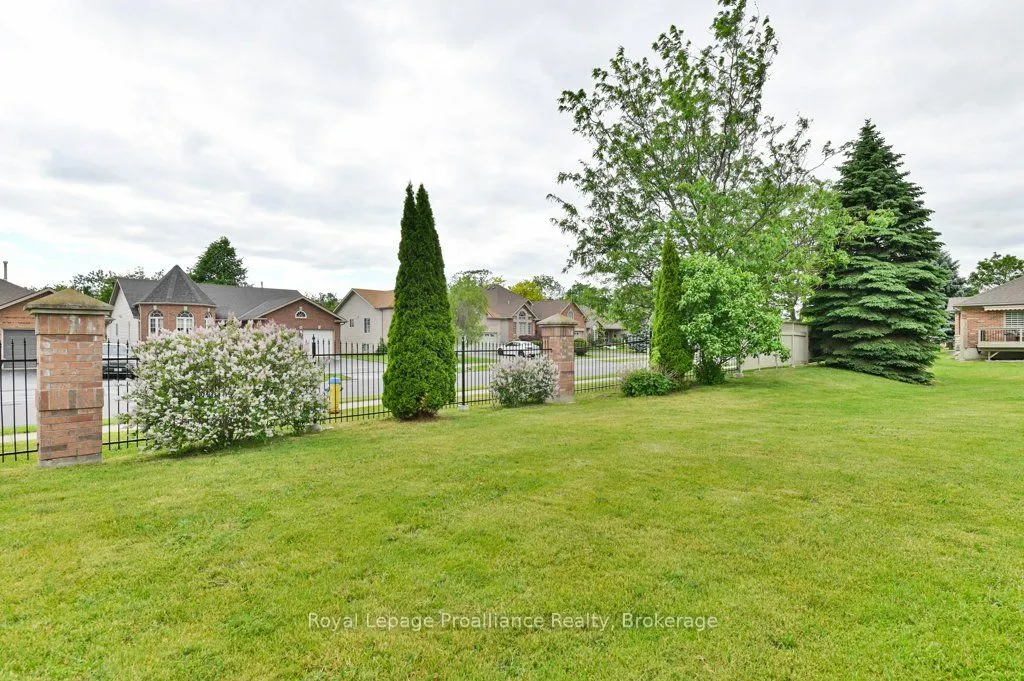 25 Heartwood Drive #12
