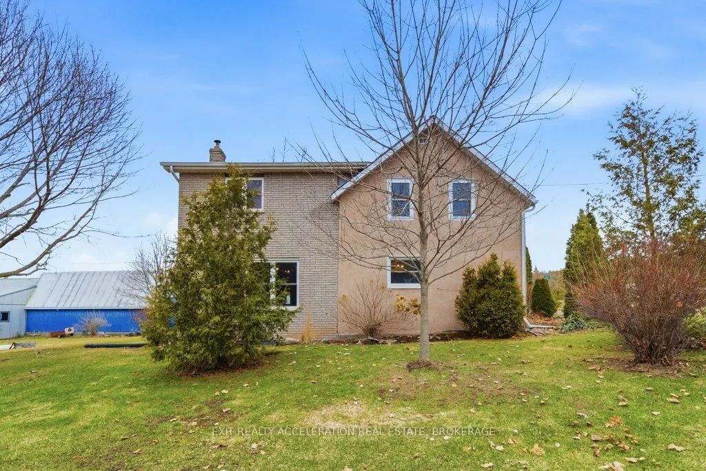 1125 County Rd 1 E