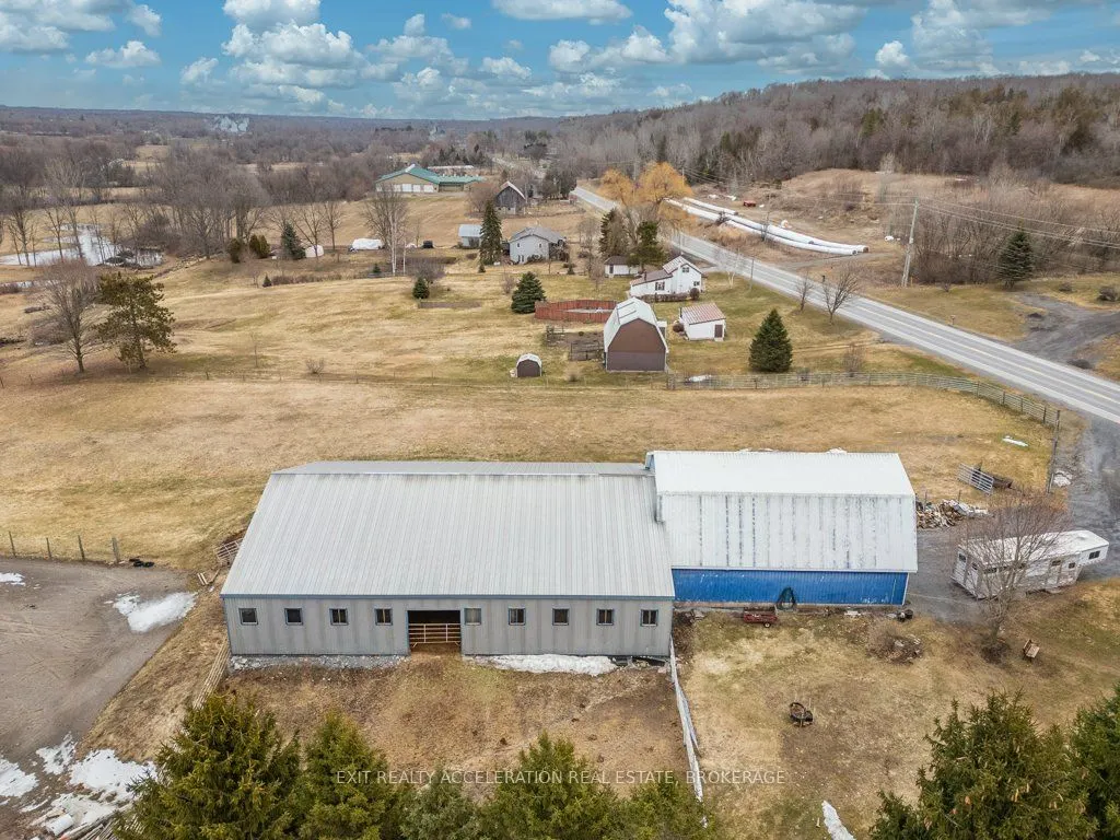1125 County Rd 1 E