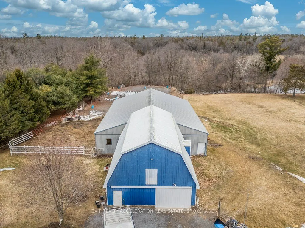 1125 County Rd 1 E