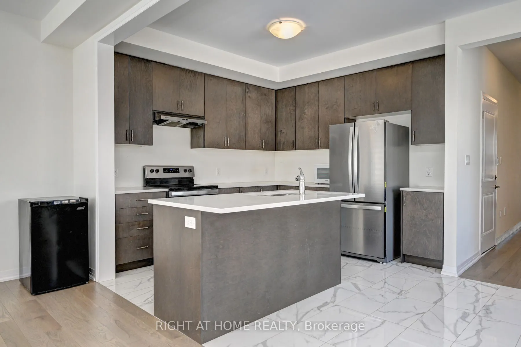 15 Blacklock Street #20