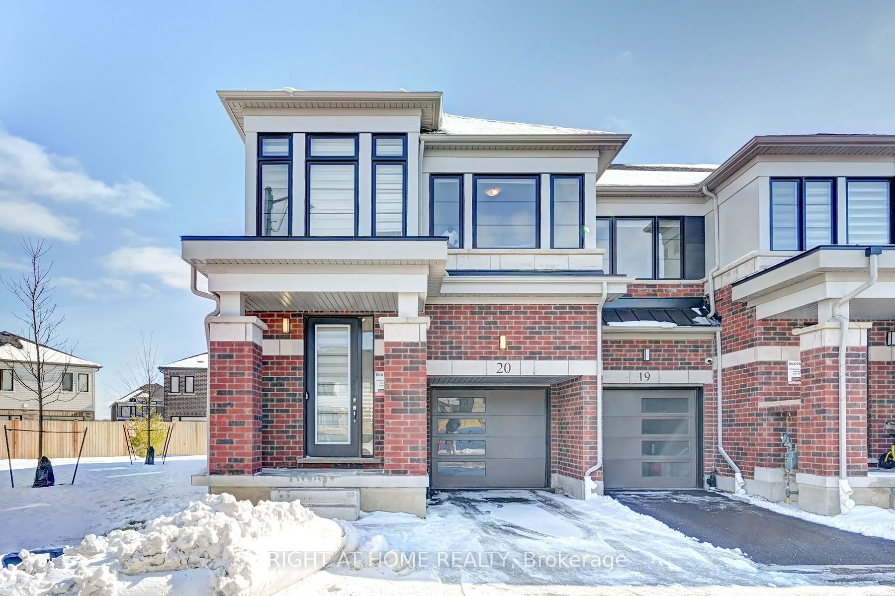 15 Blacklock Street #20