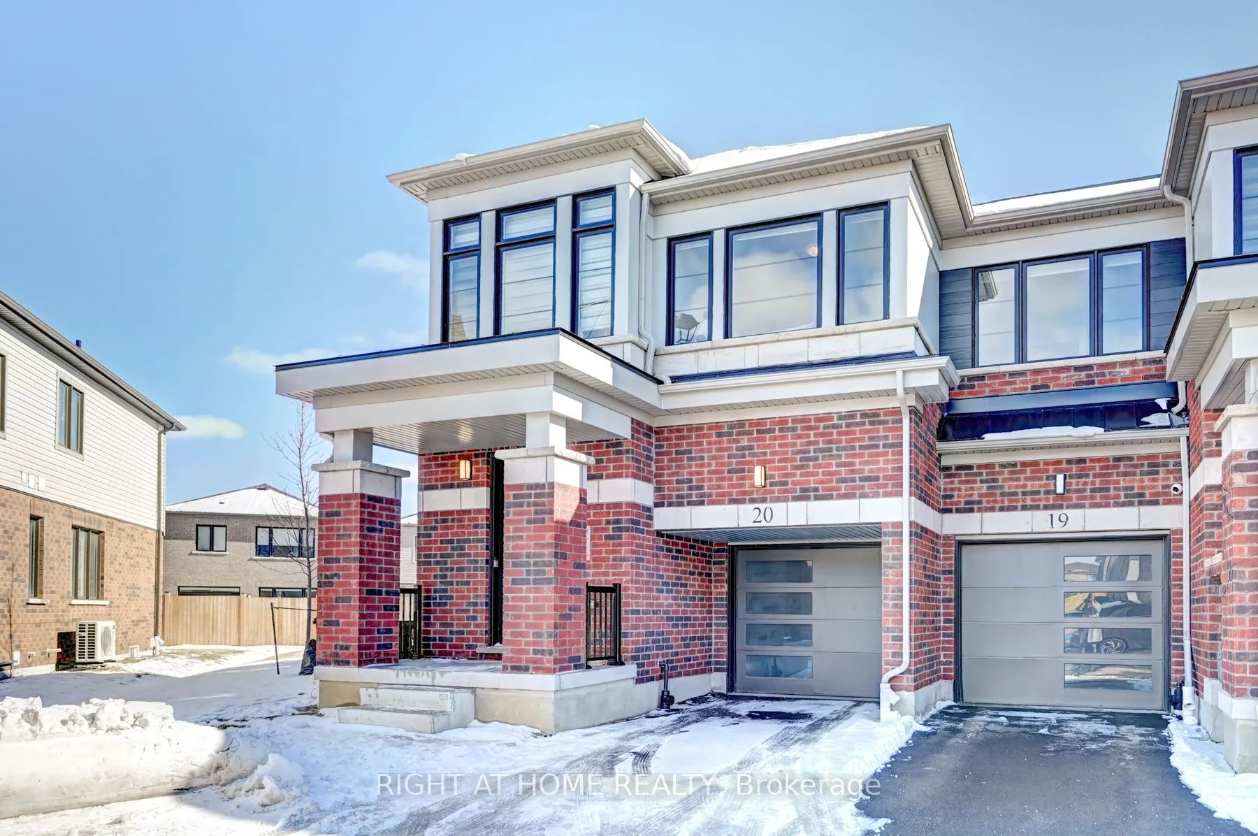15 Blacklock Street #20