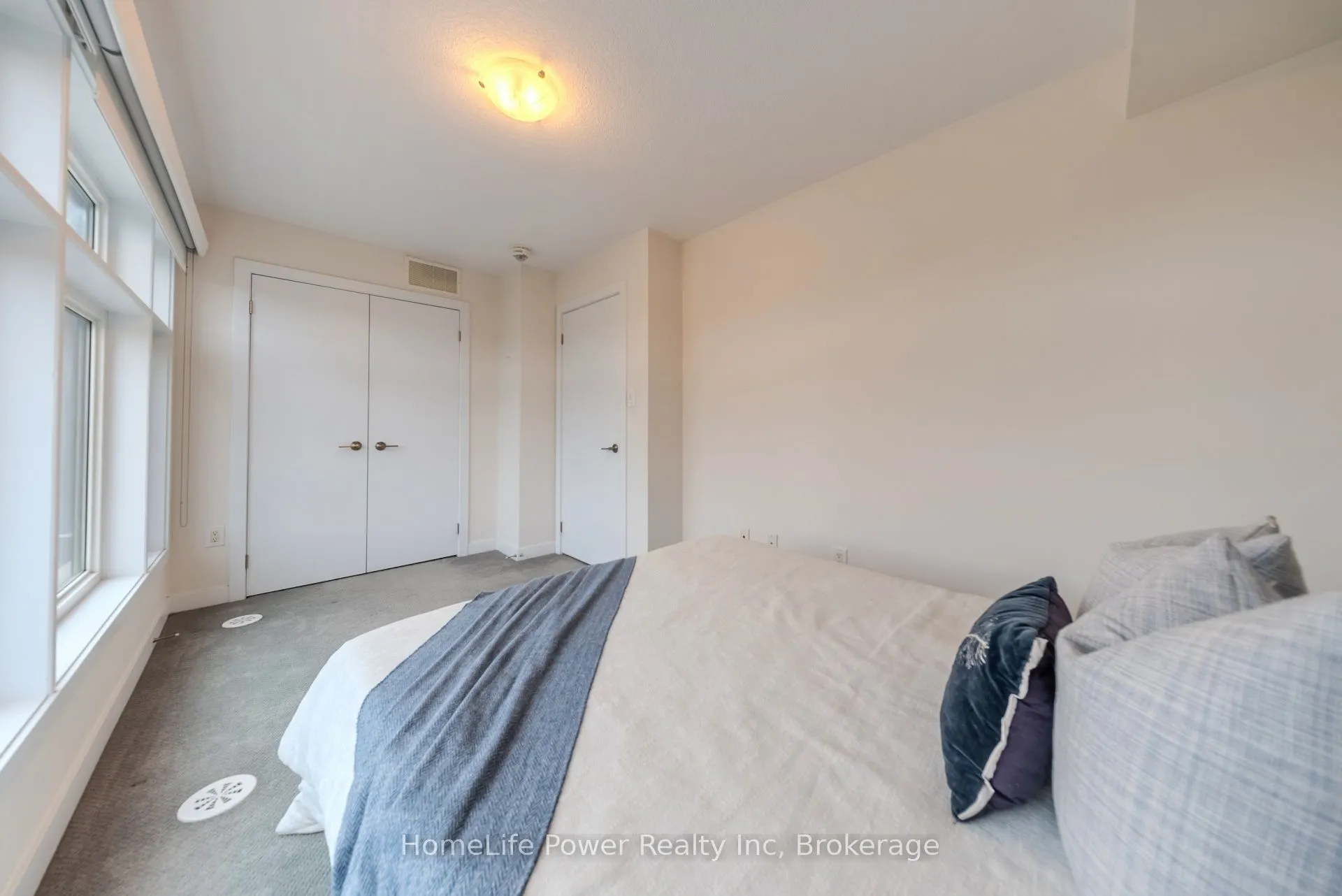79 Esplanade Lane #18