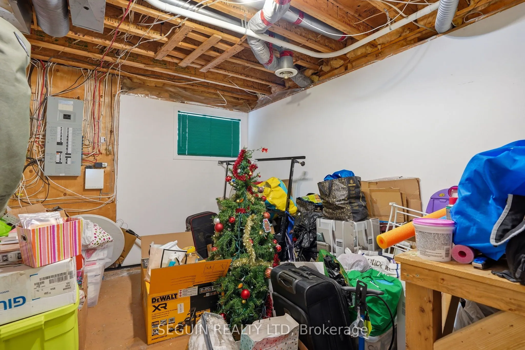 650 Berthiaume Street