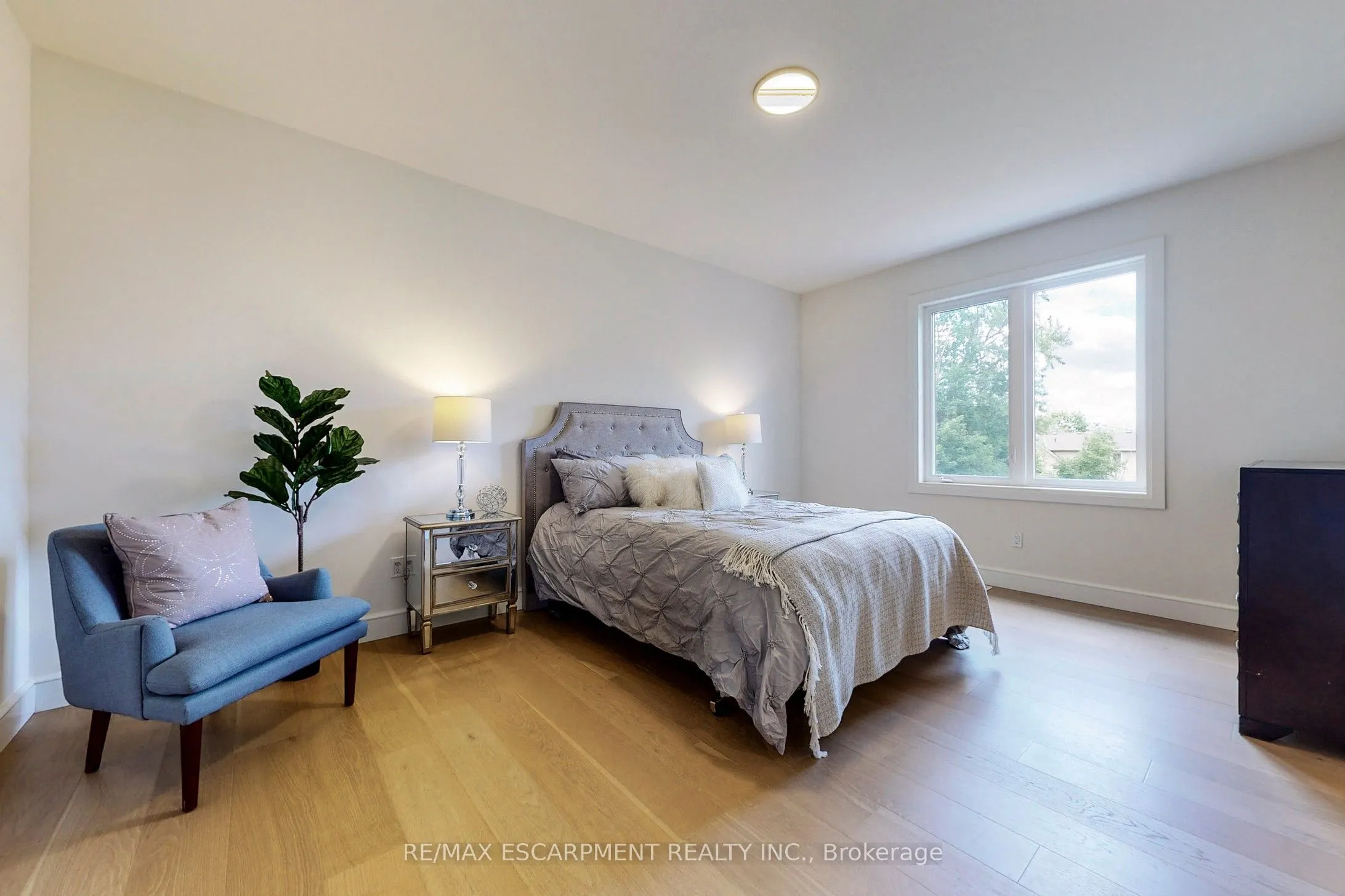 49 Roselawn Avenue