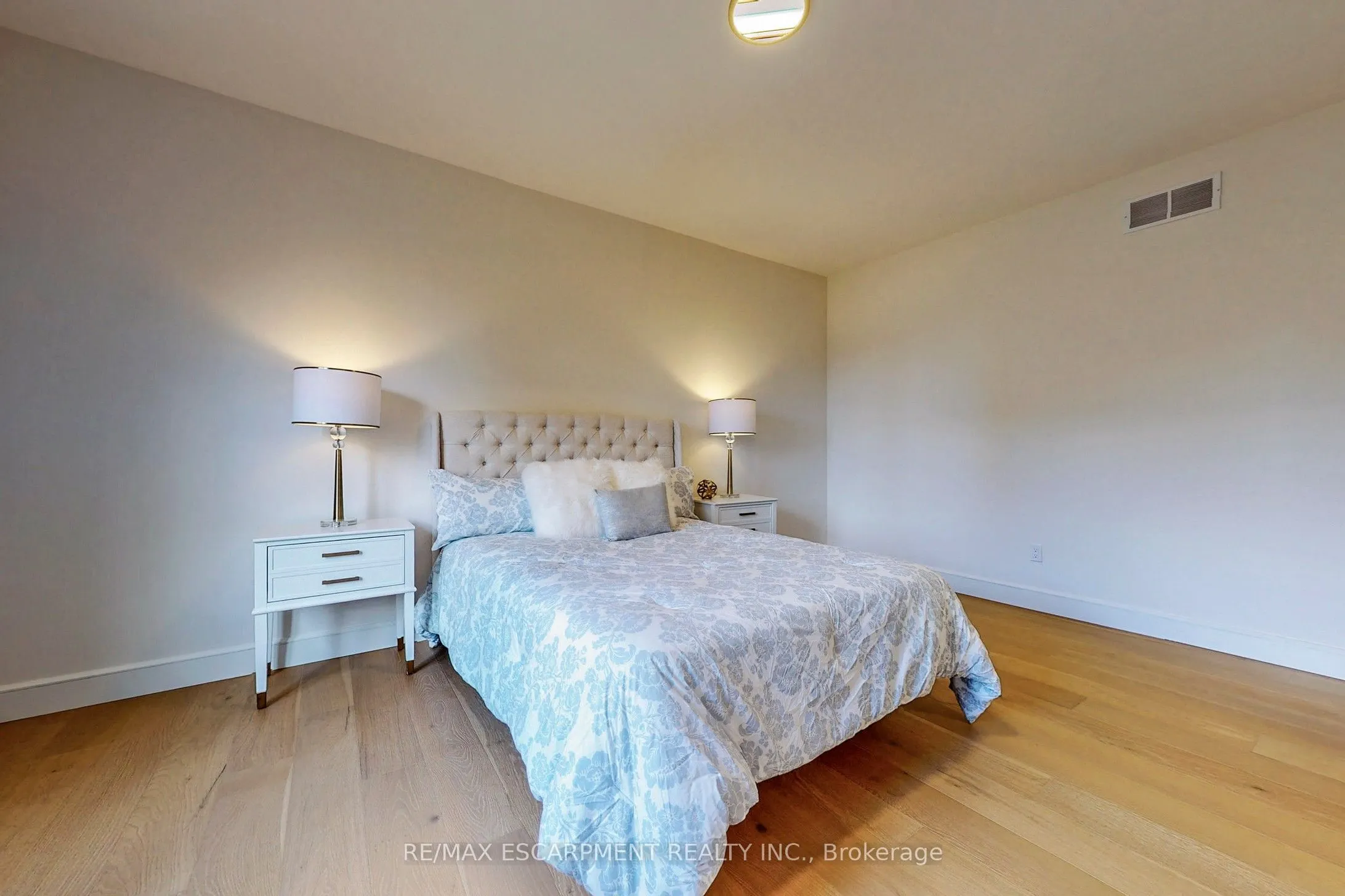 49 Roselawn Avenue