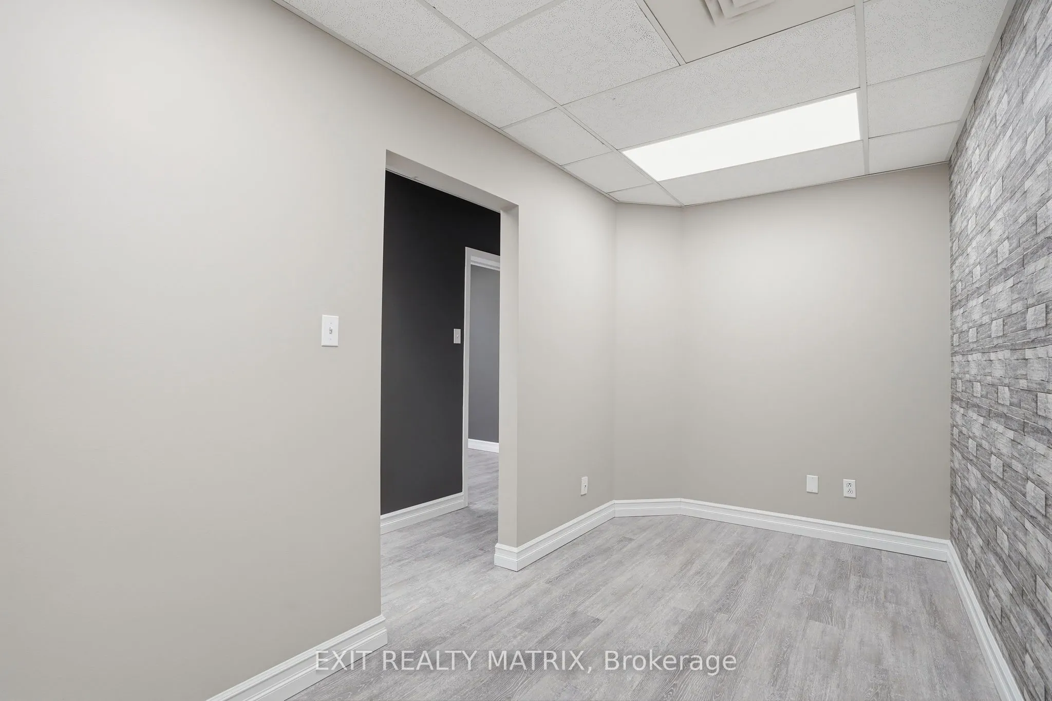 444 Mc Gill Street #201