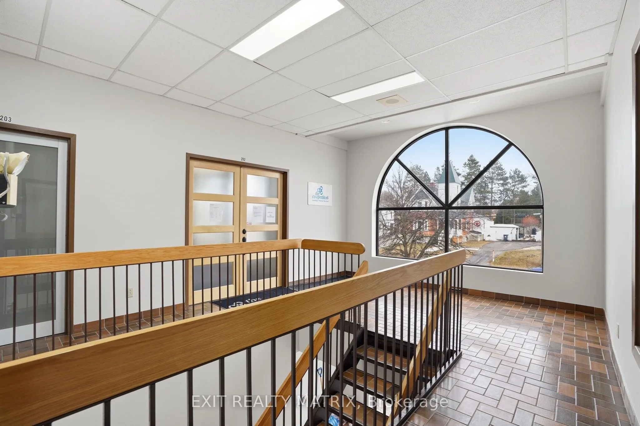 444 Mc Gill Street #201