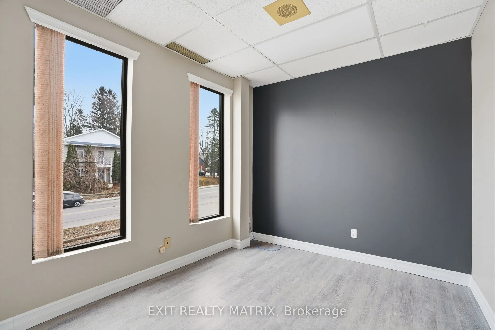 444 Mc Gill Street #201