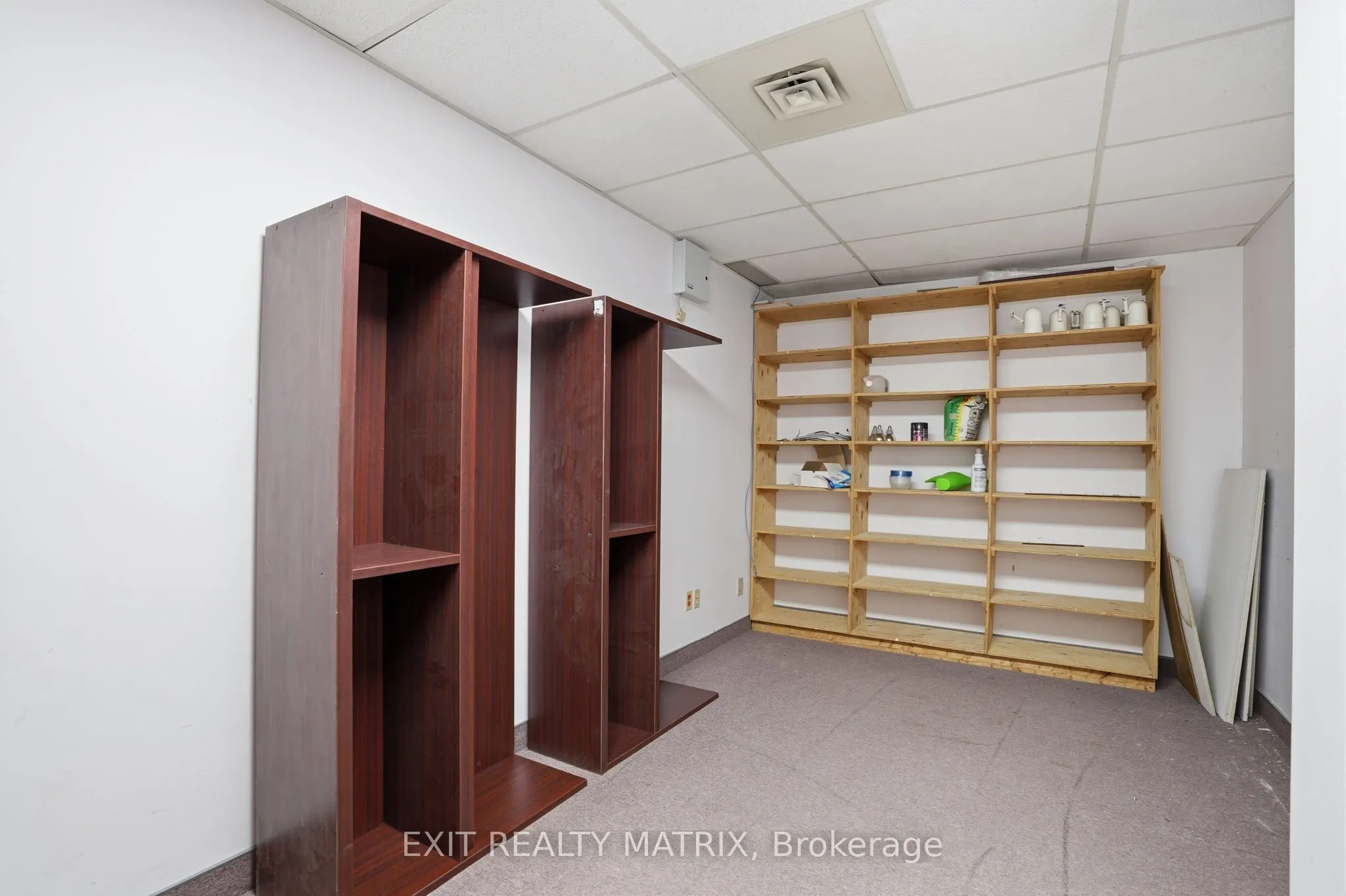 444 Mc Gill Street #201