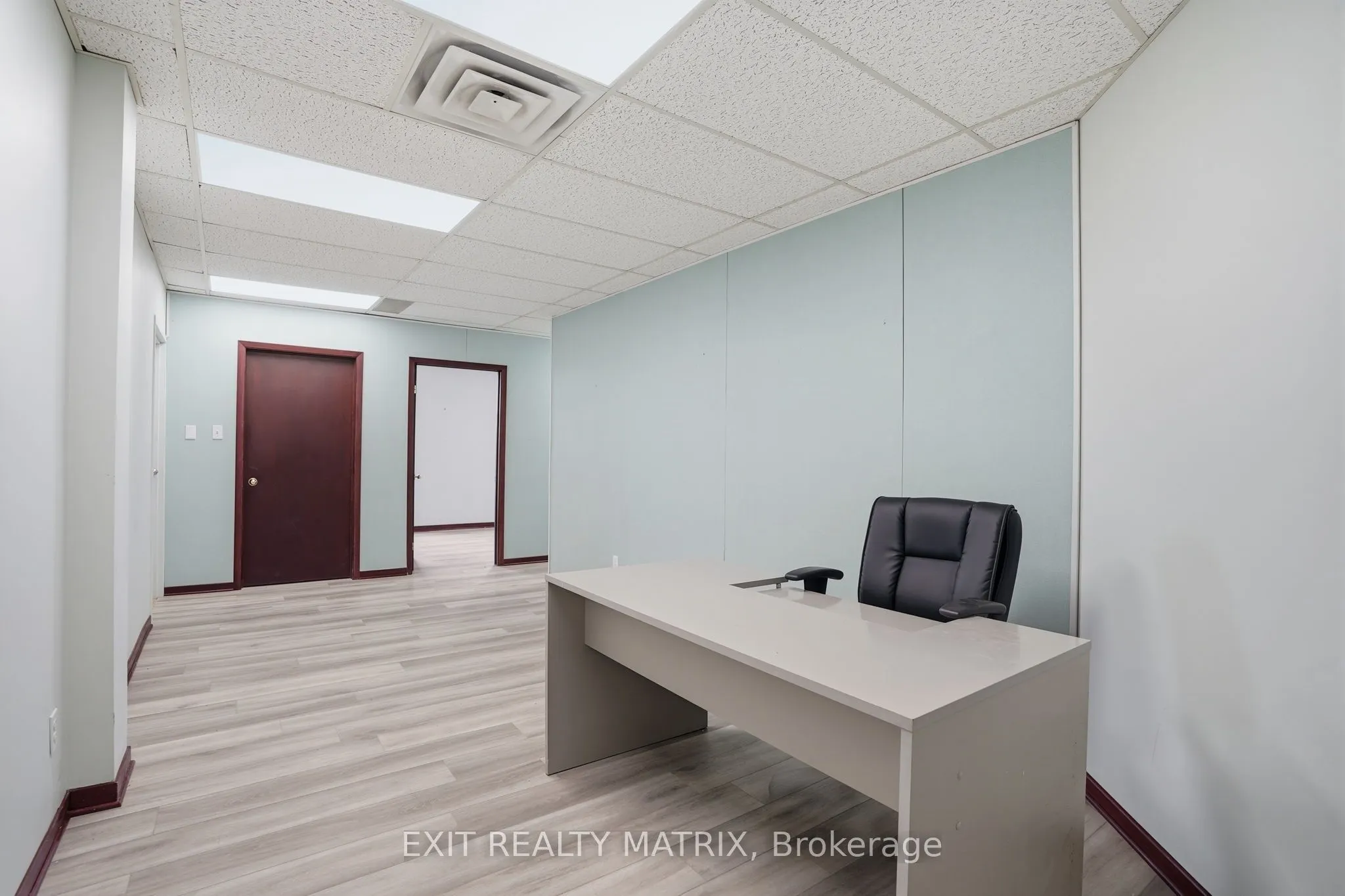 444 Mc Gill Street #203