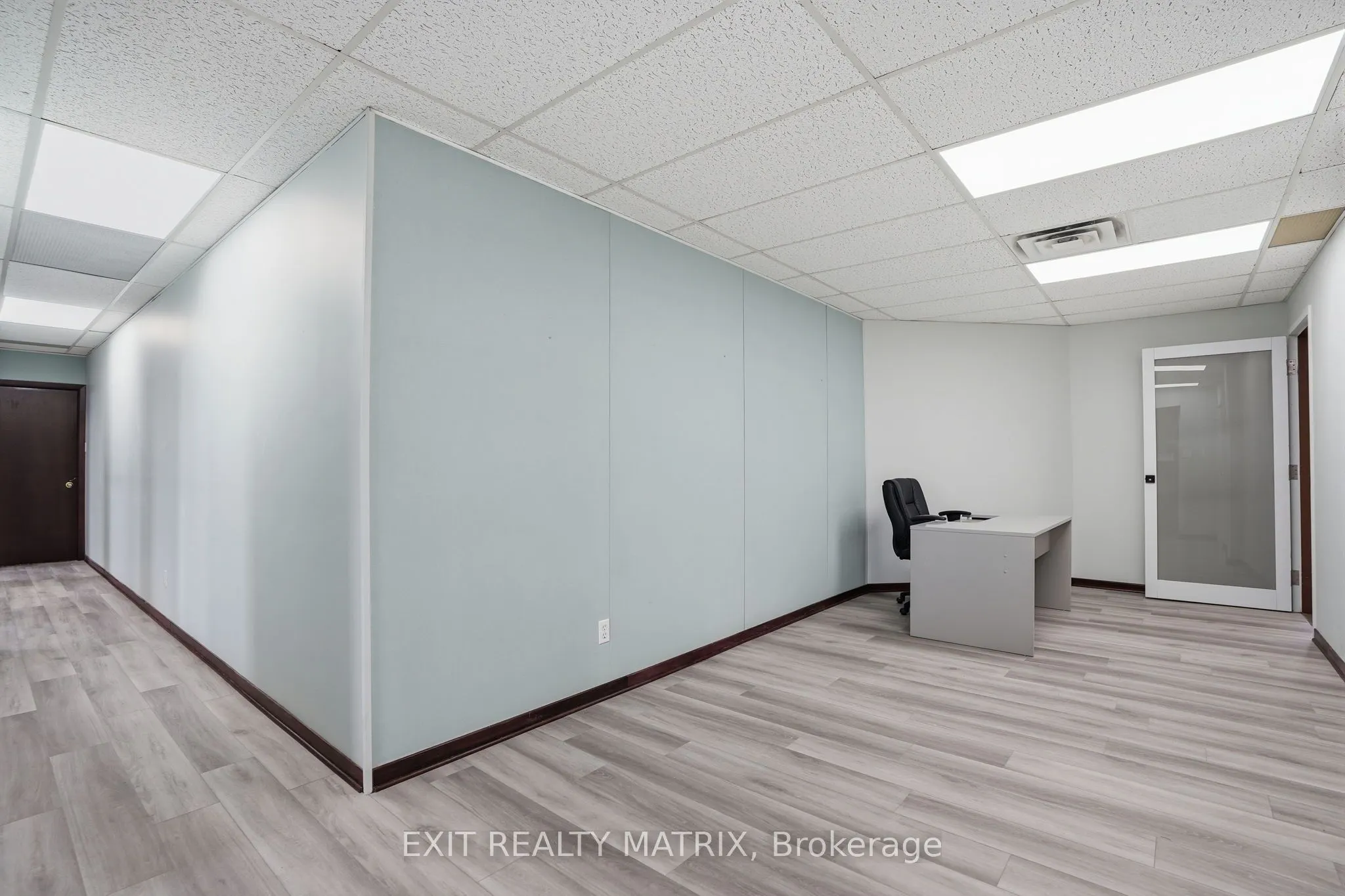444 Mc Gill Street #203