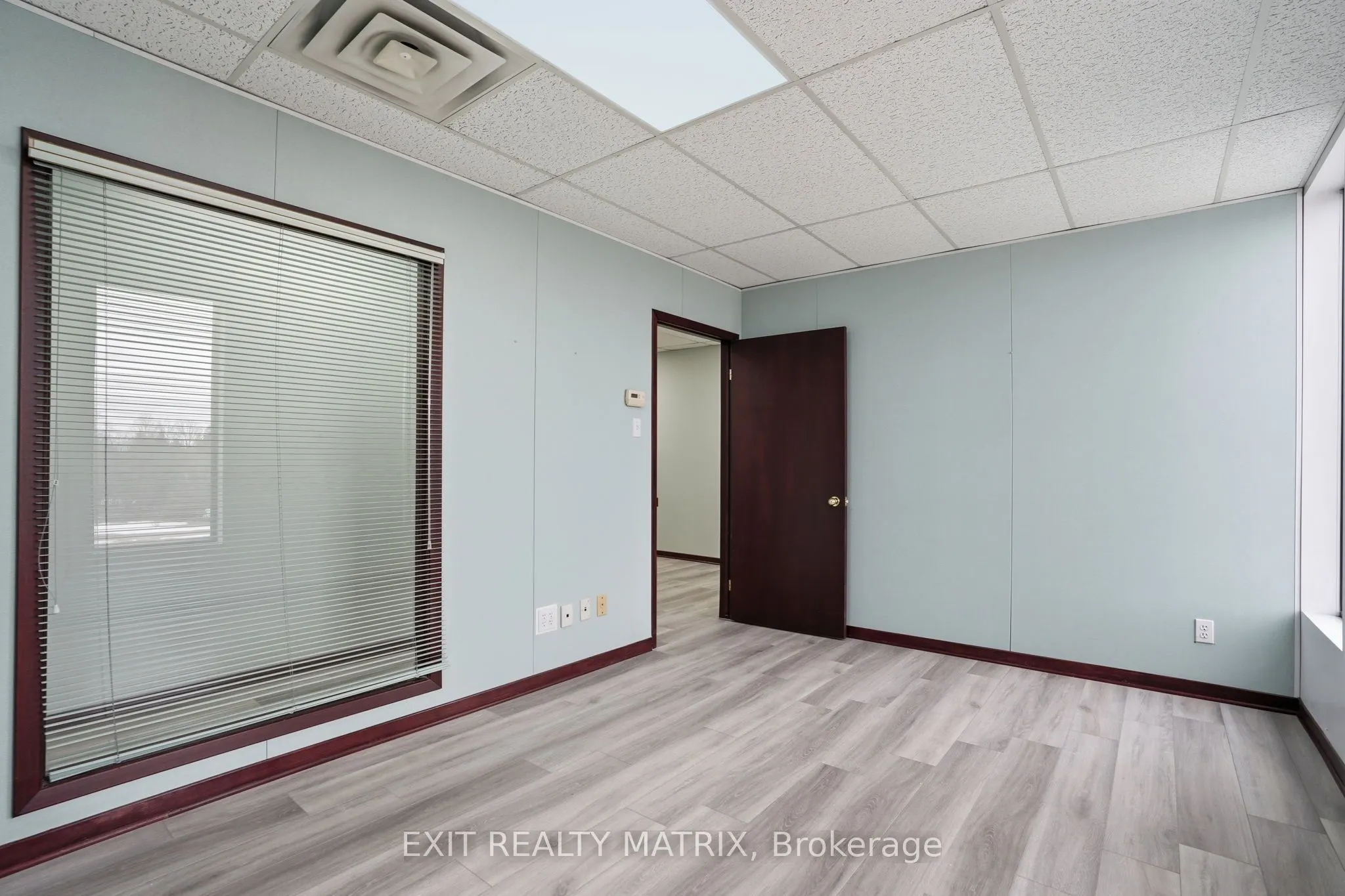 444 Mc Gill Street #203