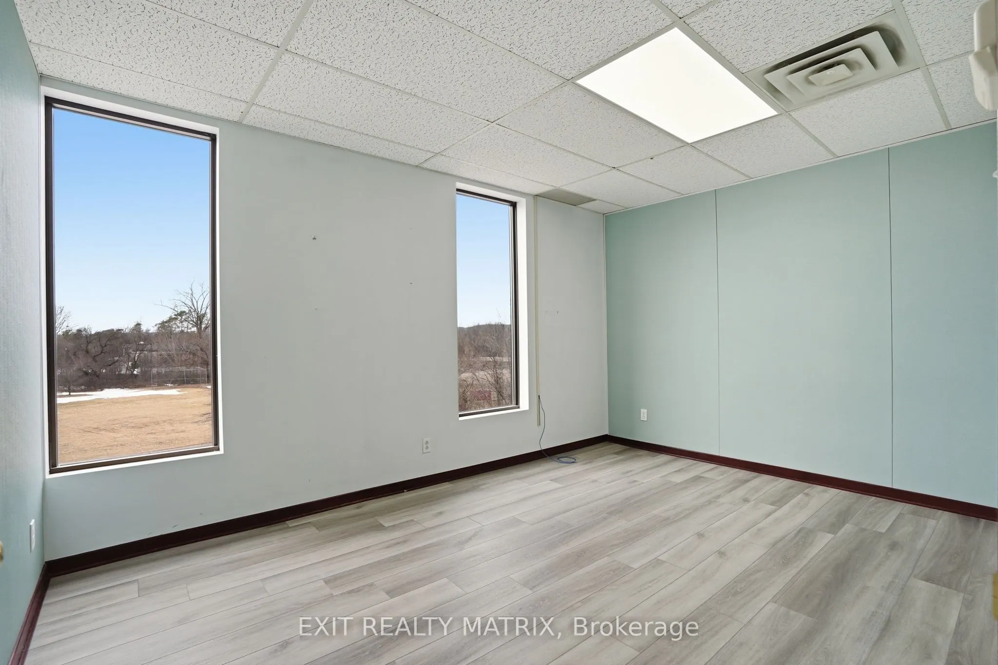 444 Mc Gill Street #203
