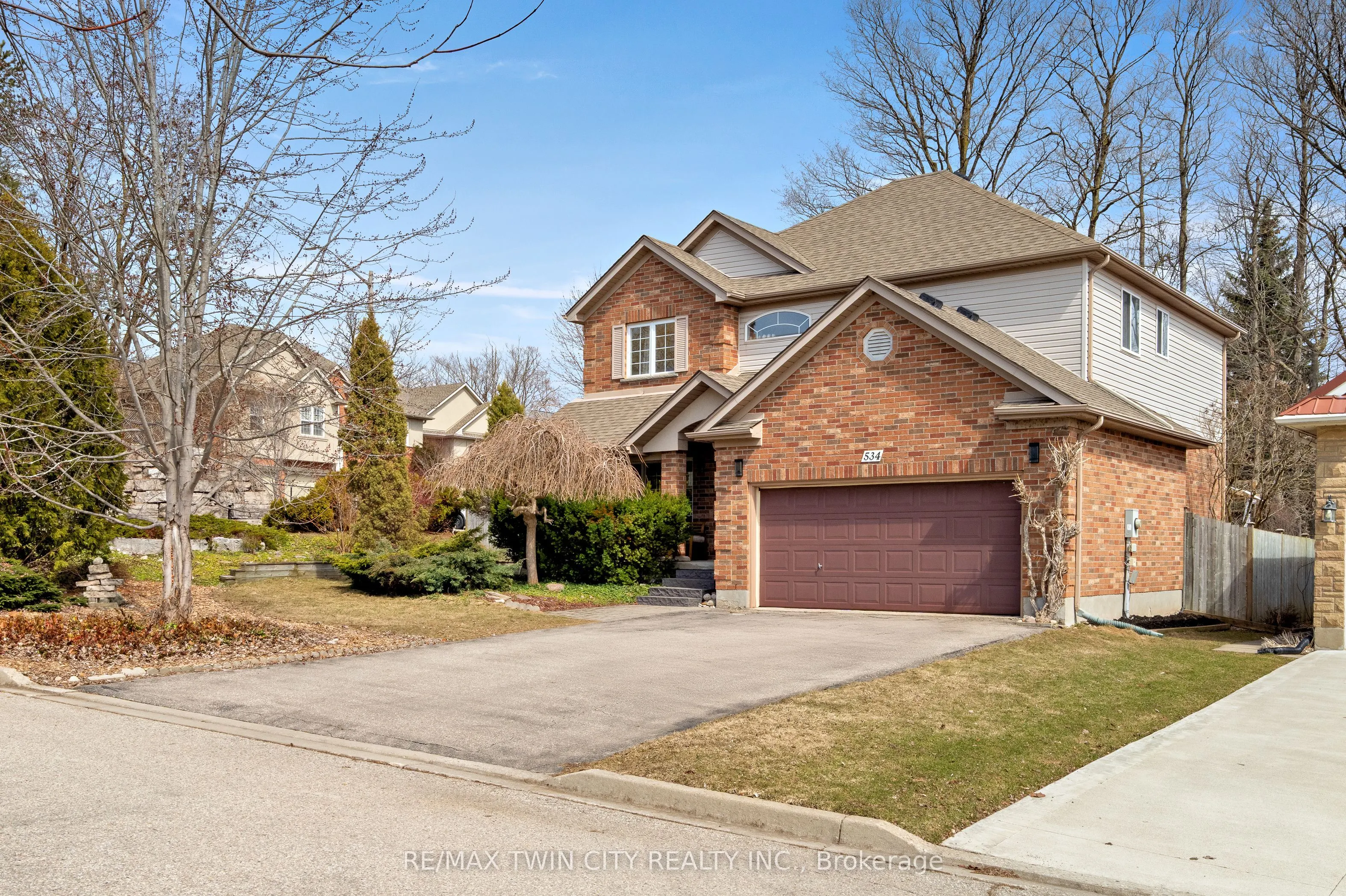 534 Birchleaf Walk