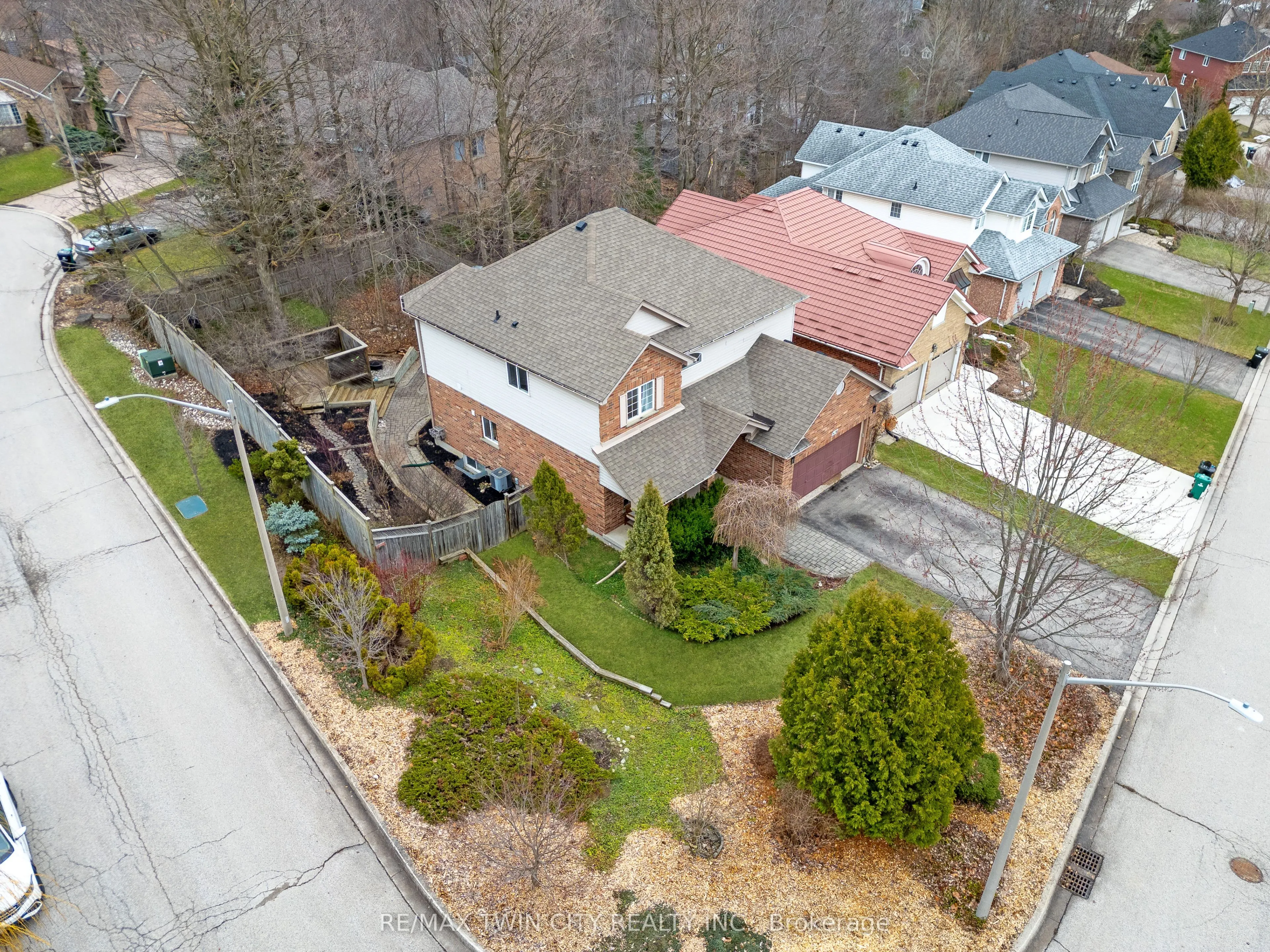 534 Birchleaf Walk